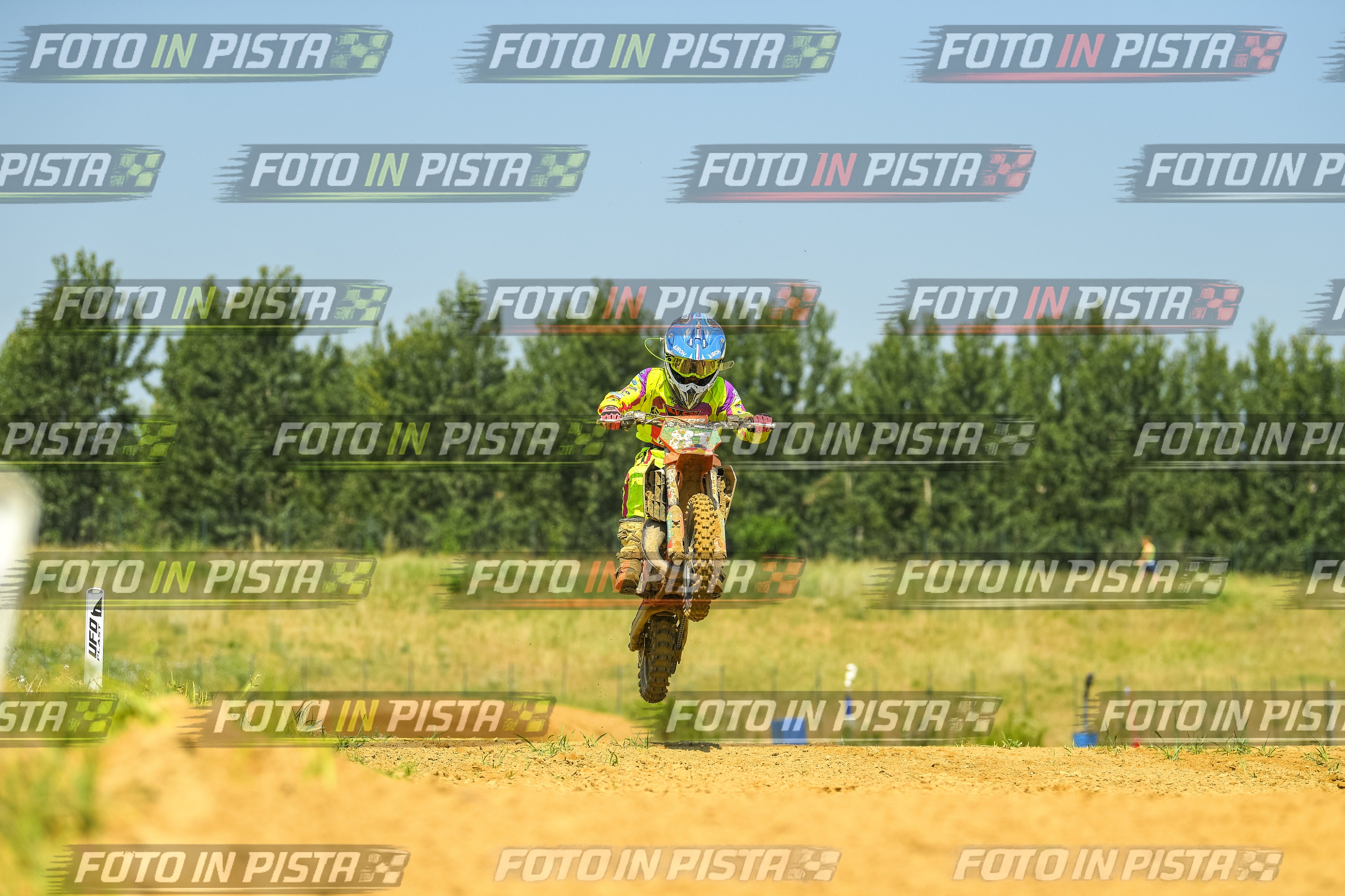 Foto GARAFMI2106261PROVA65CC numero 1189
