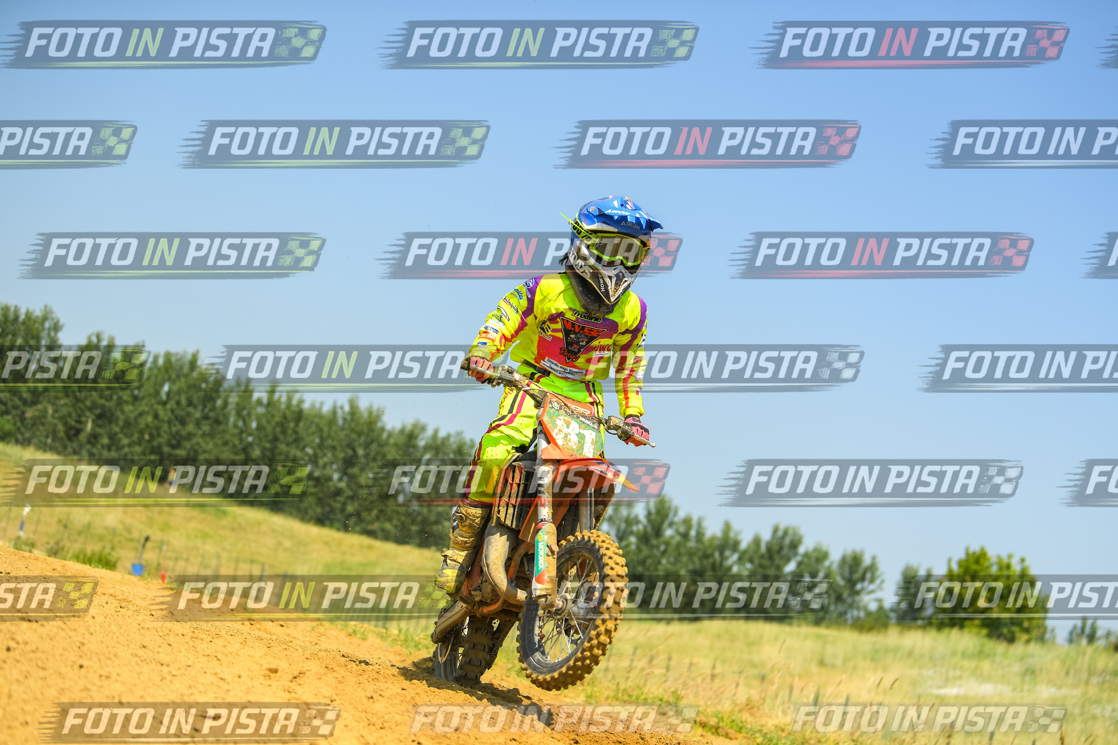 Foto GARAFMI2106261PROVA65CC numero 1199