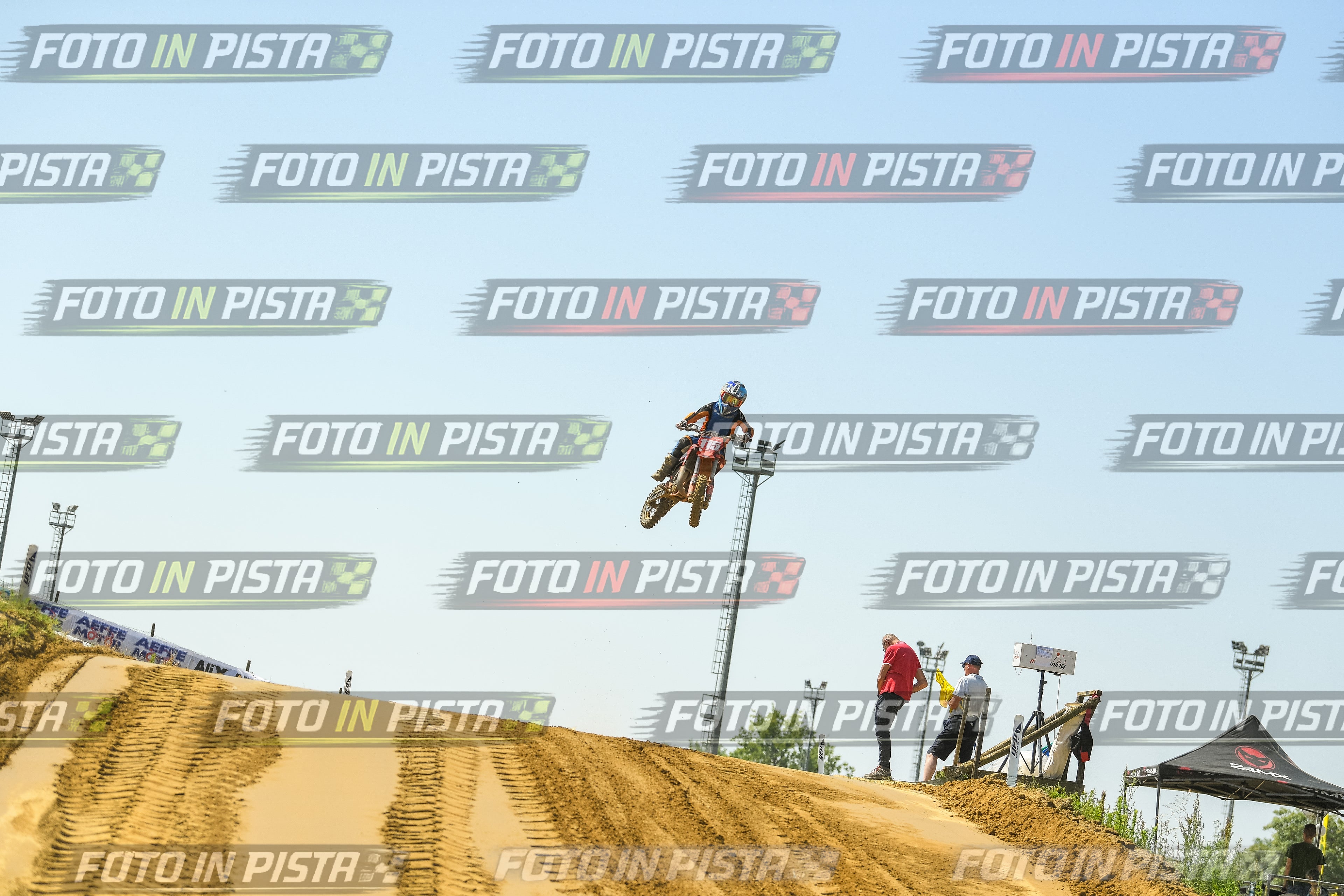 Foto GARAFMI2106261PROVA65CC numero 200