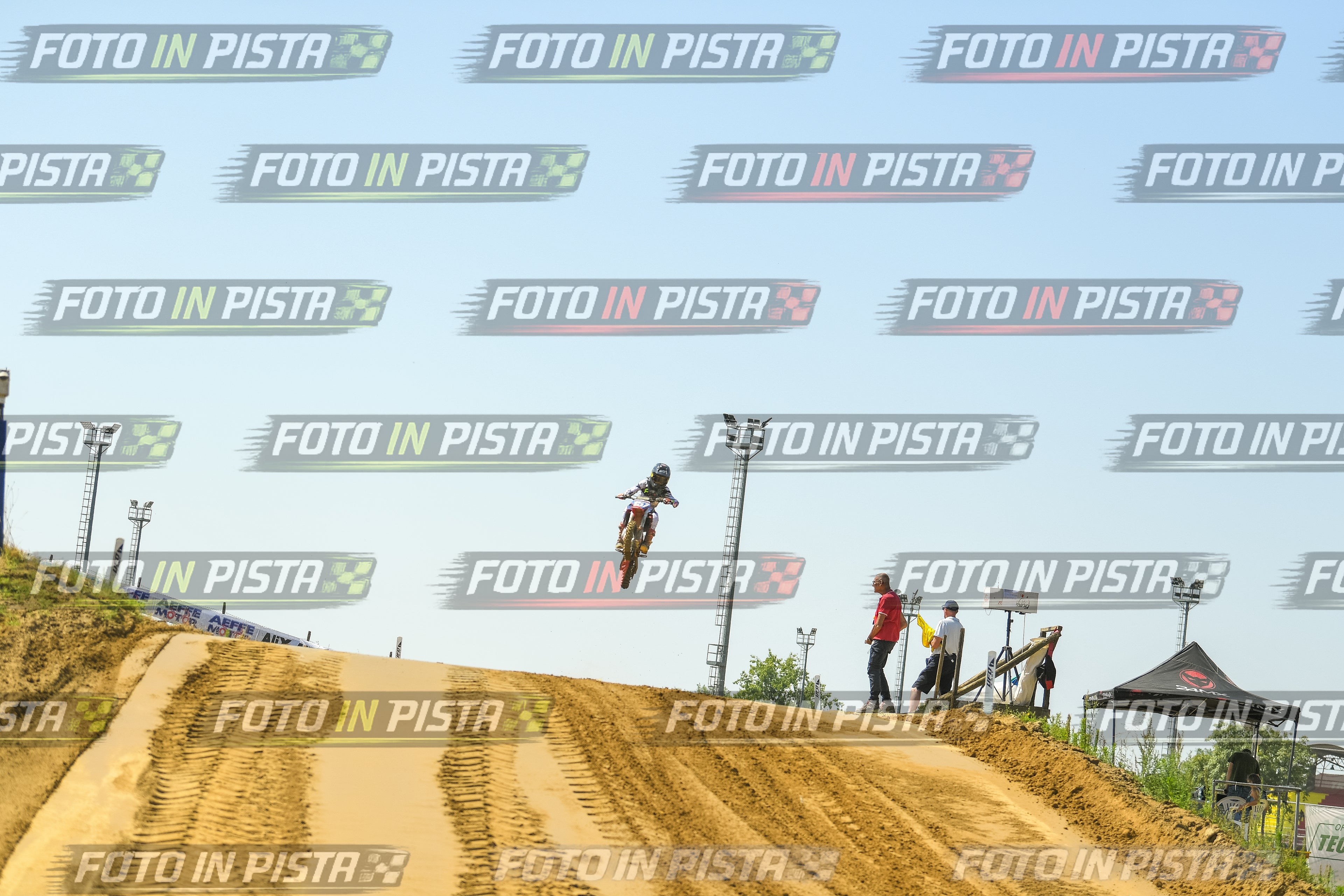 Foto GARAFMI2106261PROVA65CC numero 213