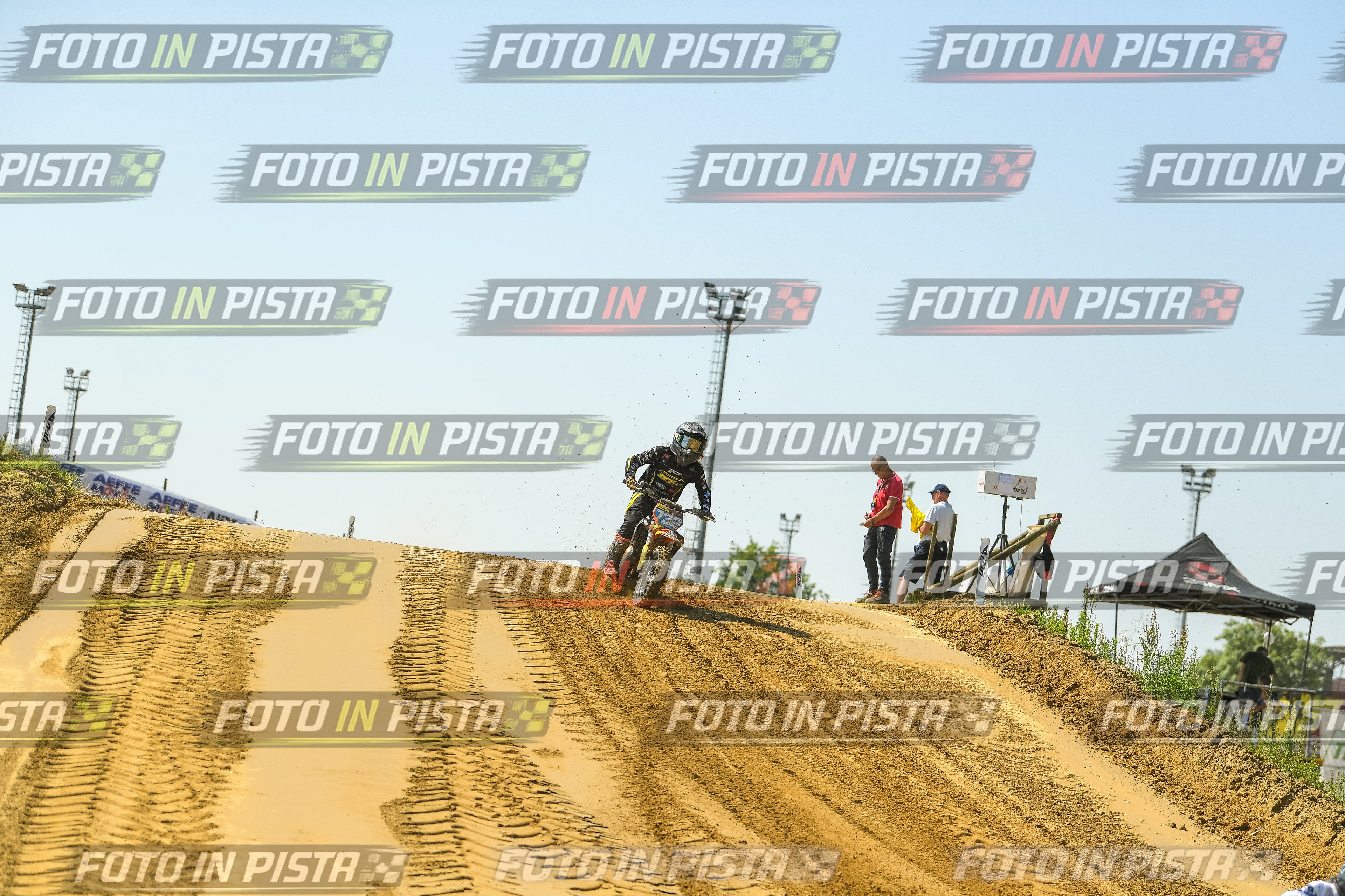 Foto GARAFMI2106261PROVA65CC numero 228