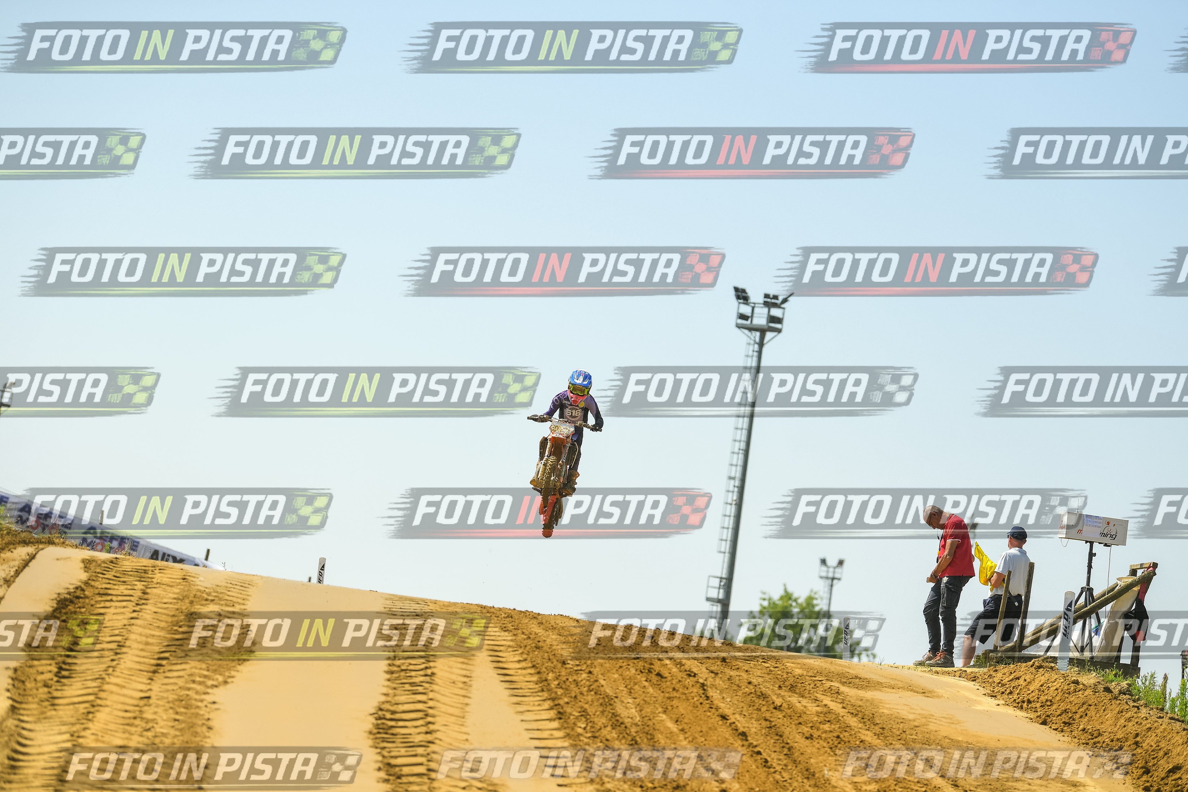 Foto GARAFMI2106261PROVA65CC numero 233