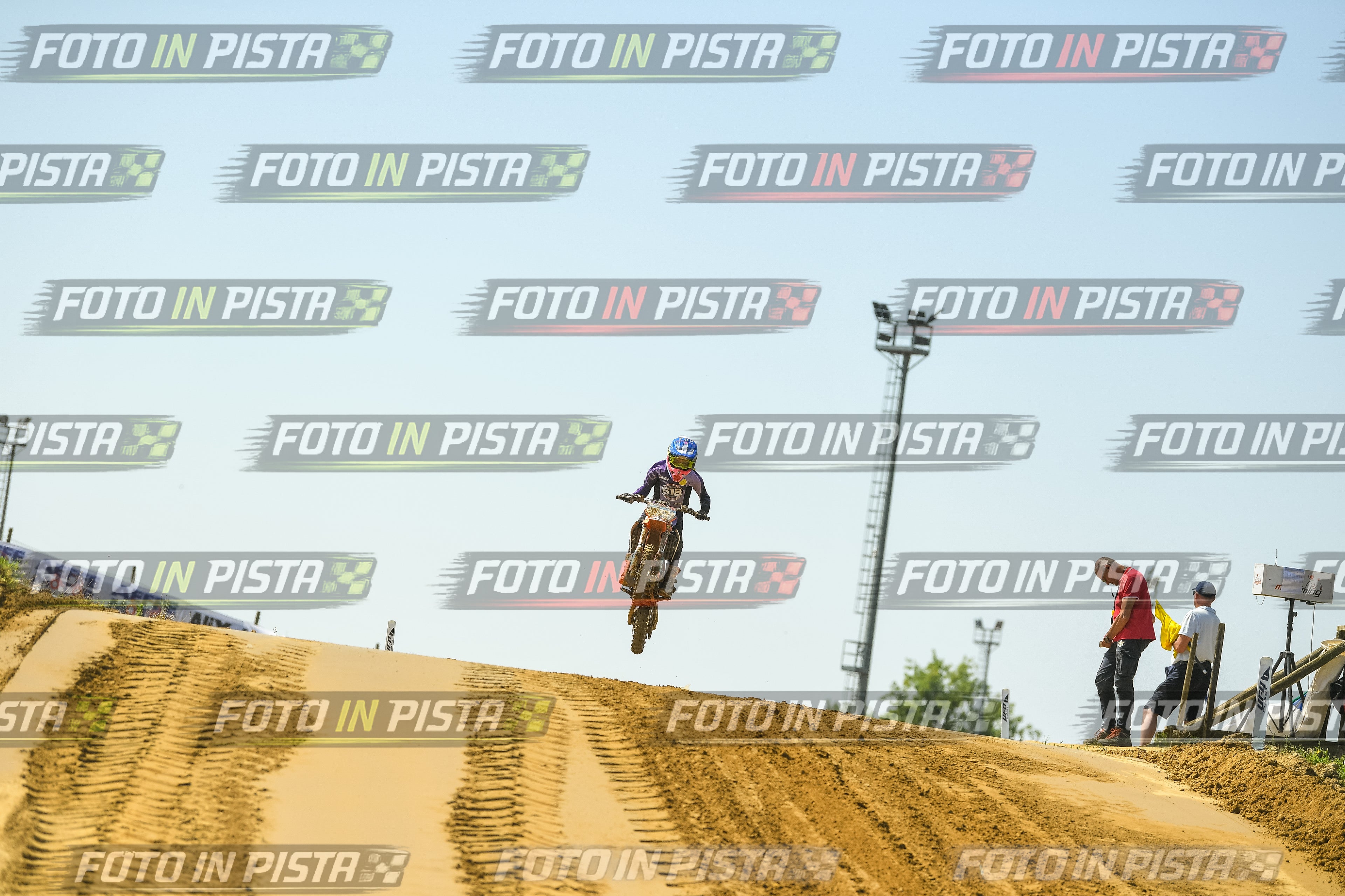 Foto GARAFMI2106261PROVA65CC numero 235