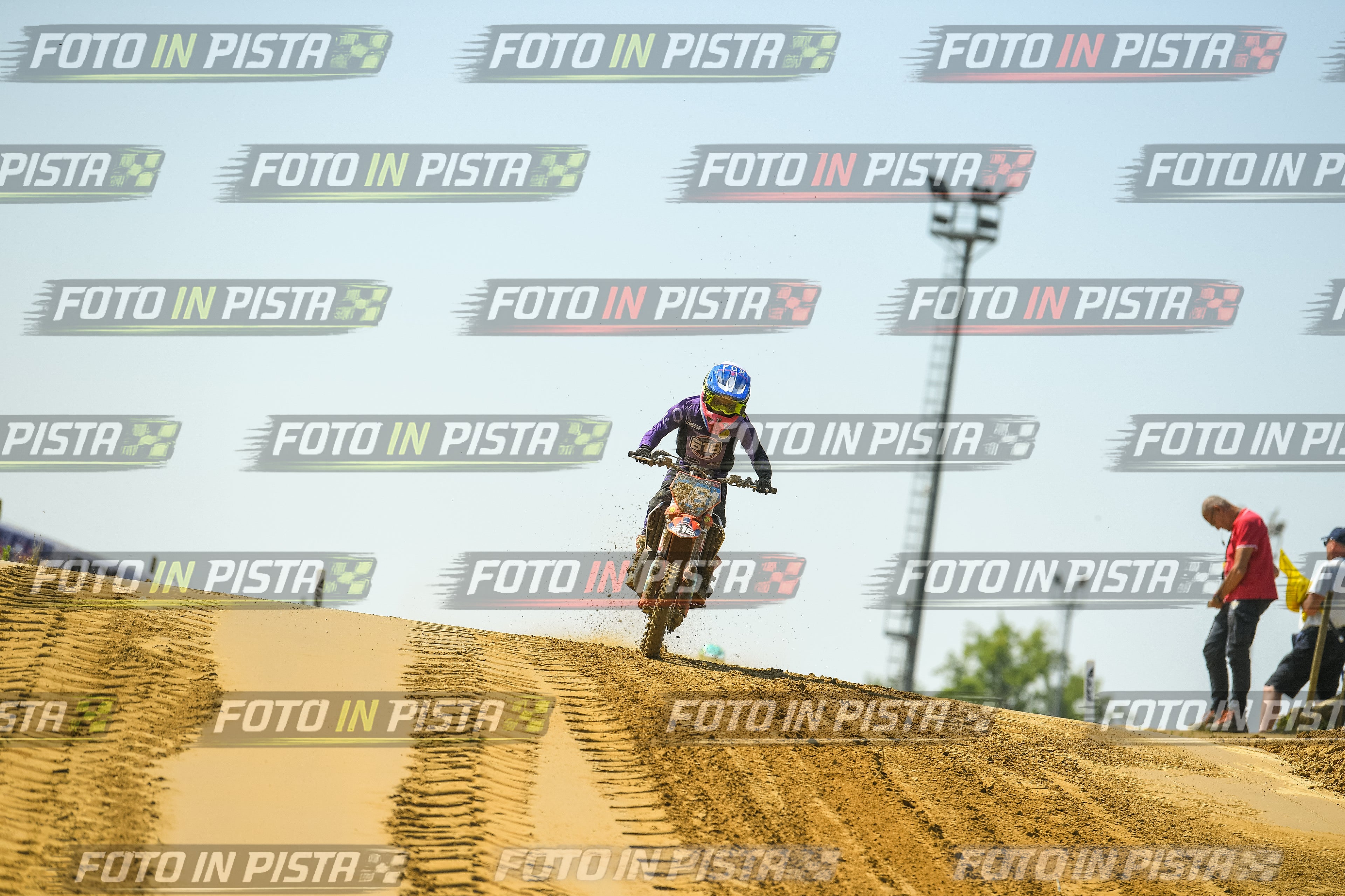 Foto GARAFMI2106261PROVA65CC numero 238