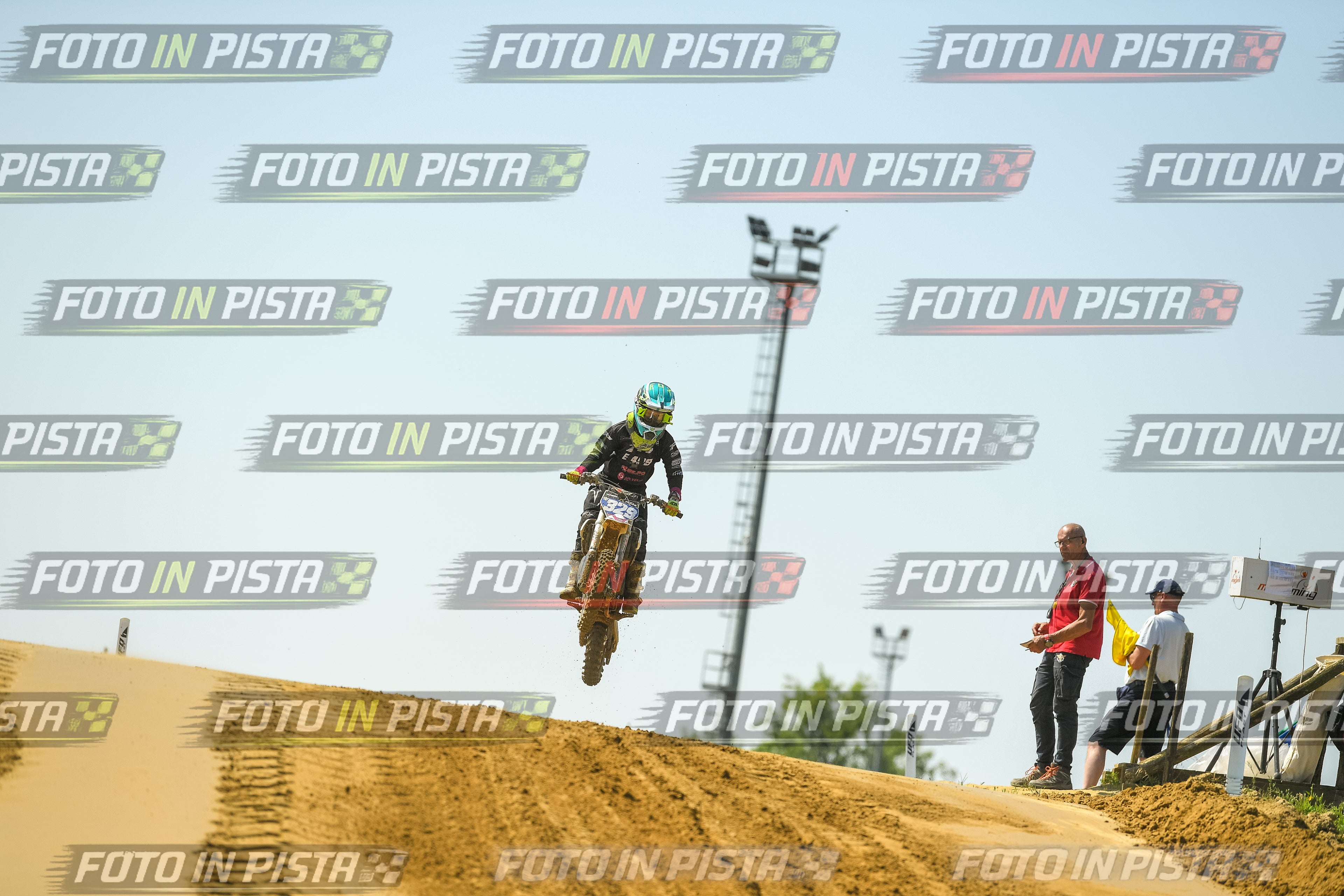 Foto GARAFMI2106261PROVA65CC numero 245