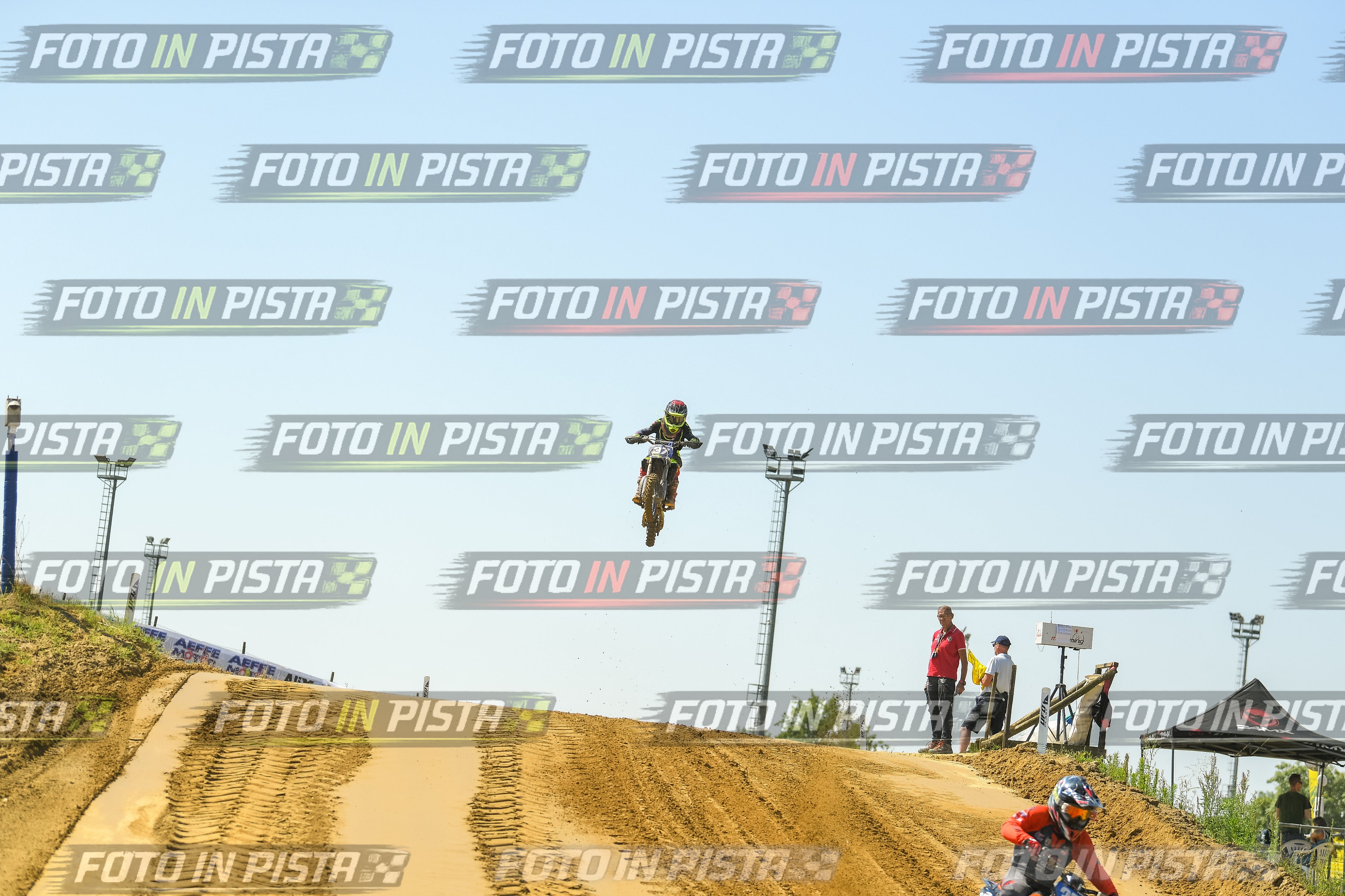 Foto GARAFMI2106261PROVA65CC numero 264