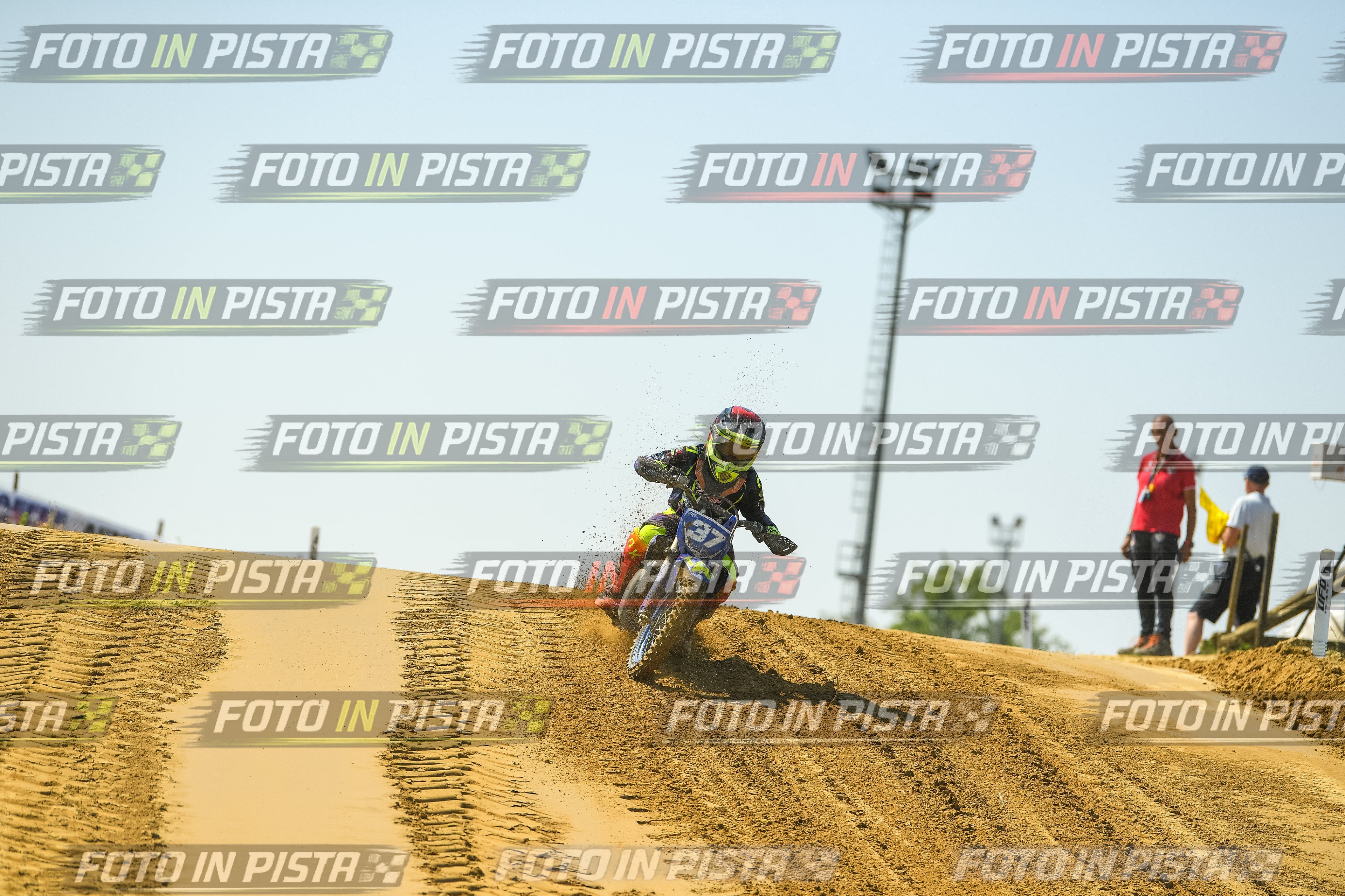 Foto GARAFMI2106261PROVA65CC numero 272