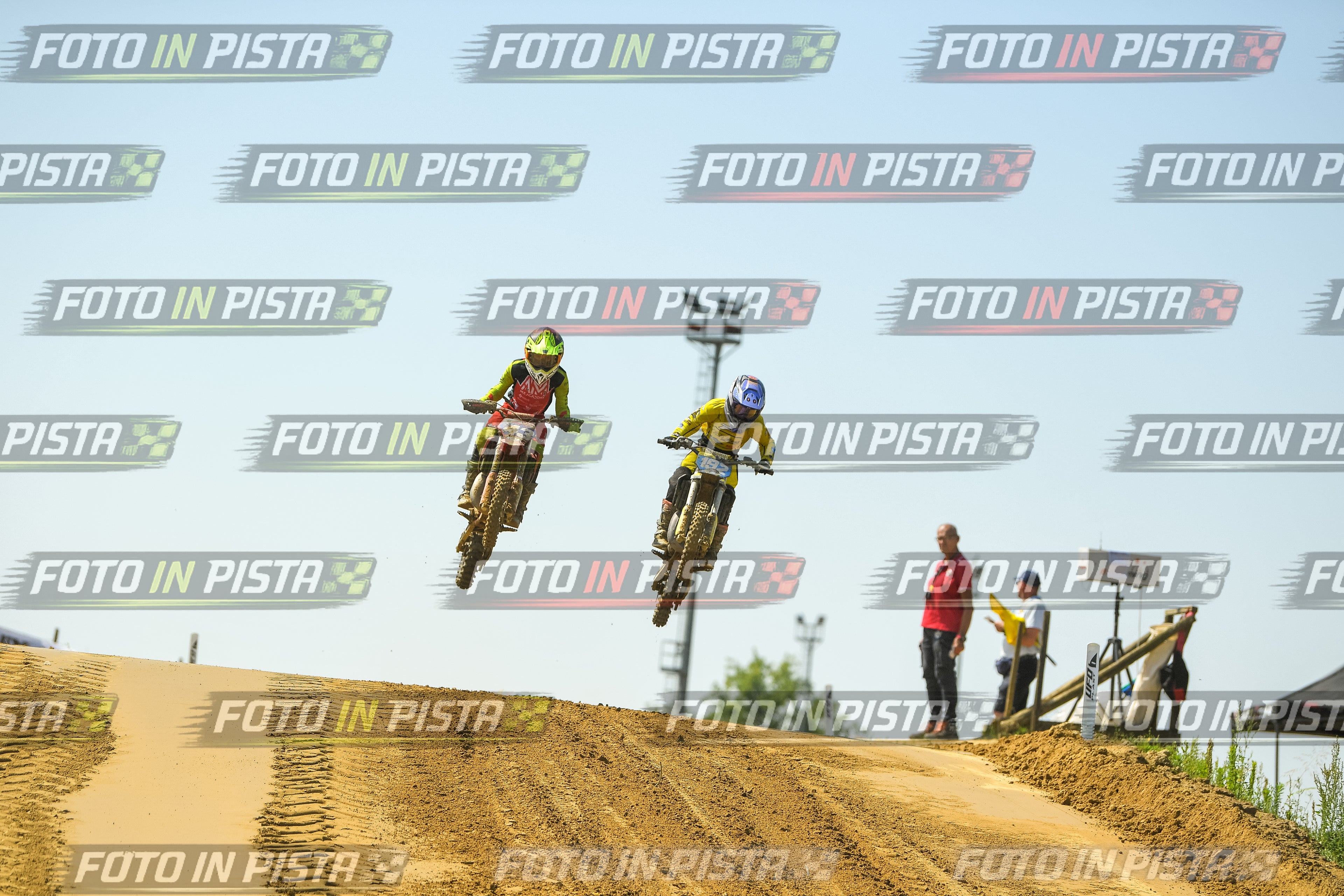 Foto GARAFMI2106261PROVA65CC numero 294