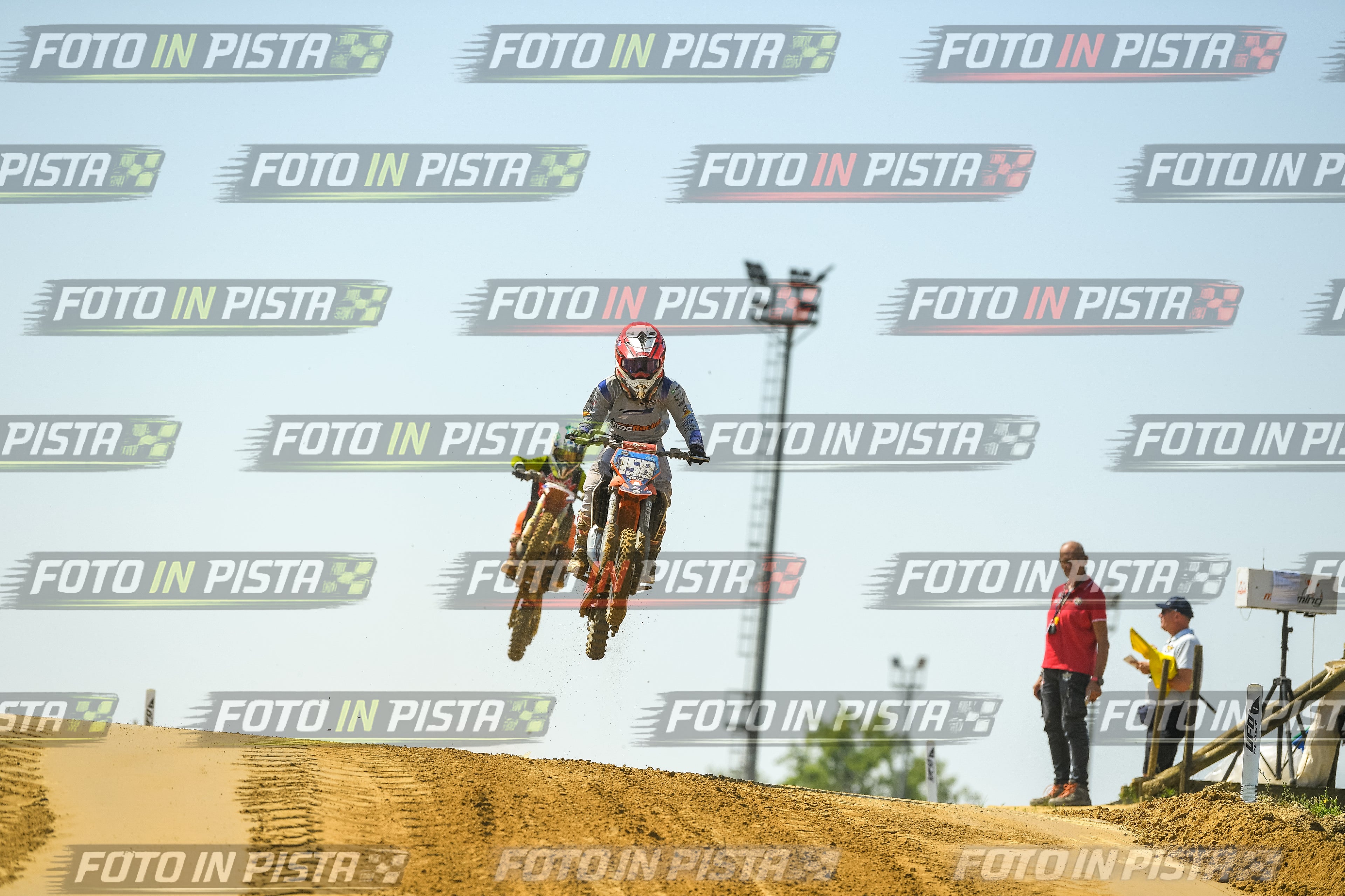 Foto GARAFMI2106261PROVA65CC numero 304