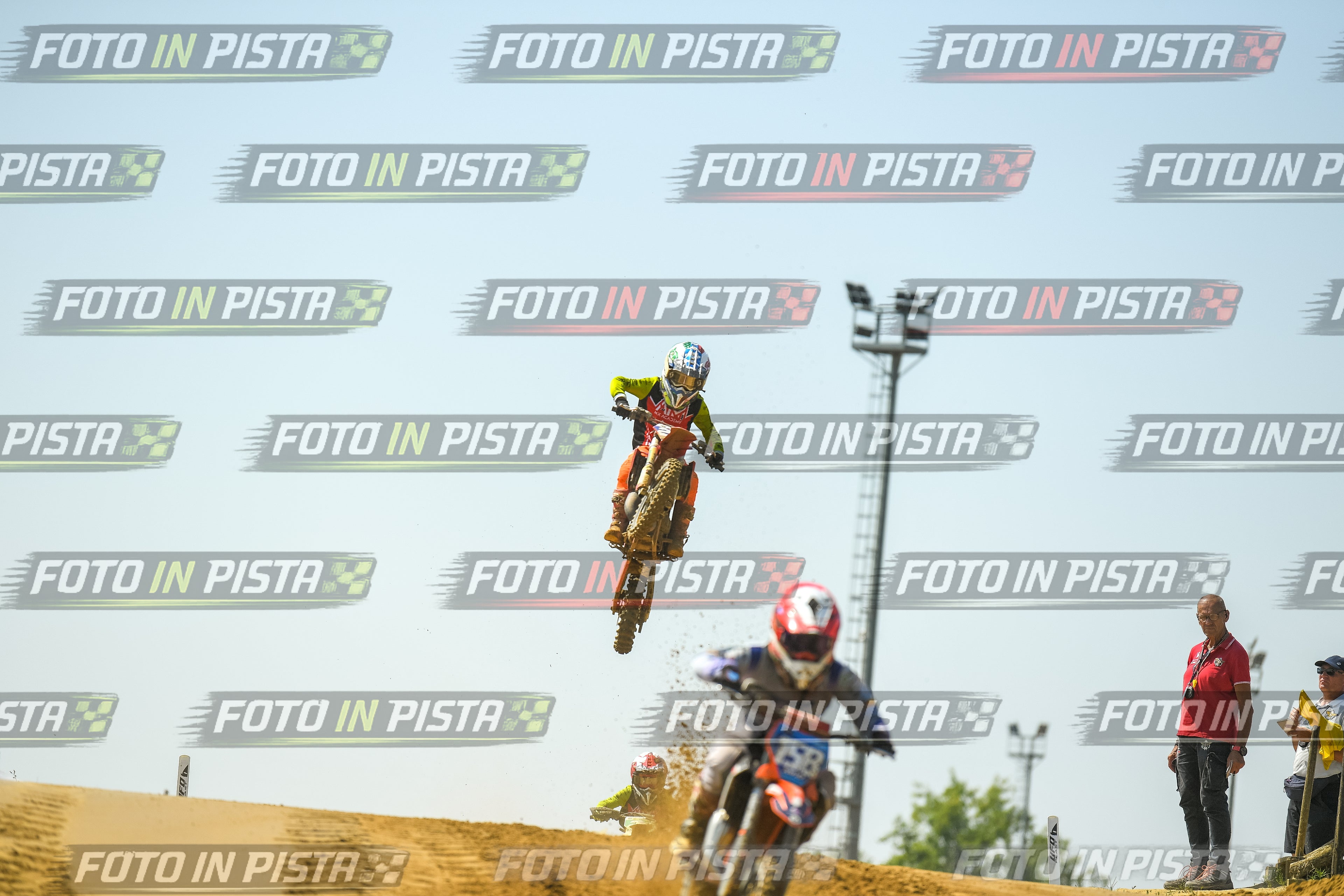 Foto GARAFMI2106261PROVA65CC numero 306