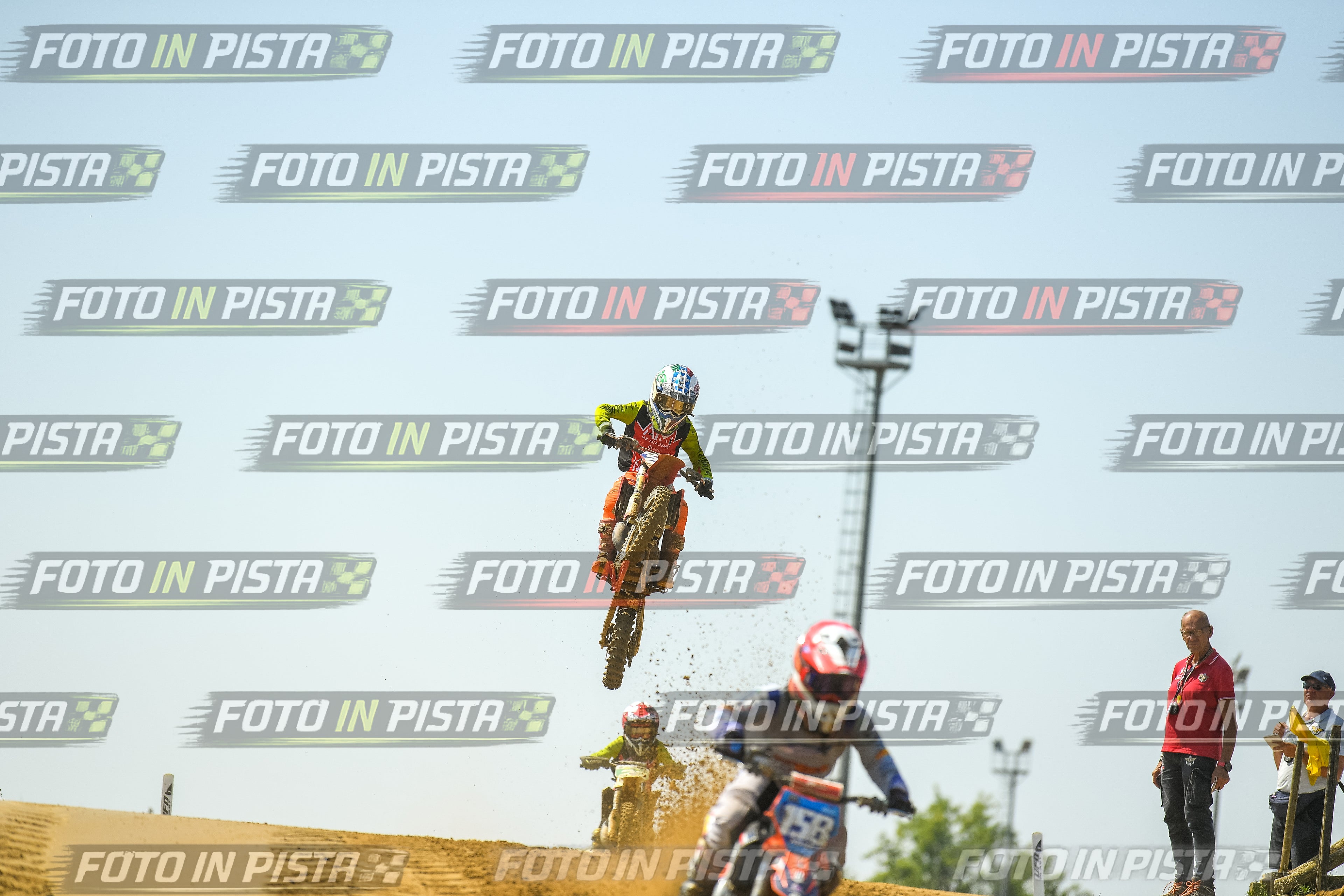 Foto GARAFMI2106261PROVA65CC numero 307