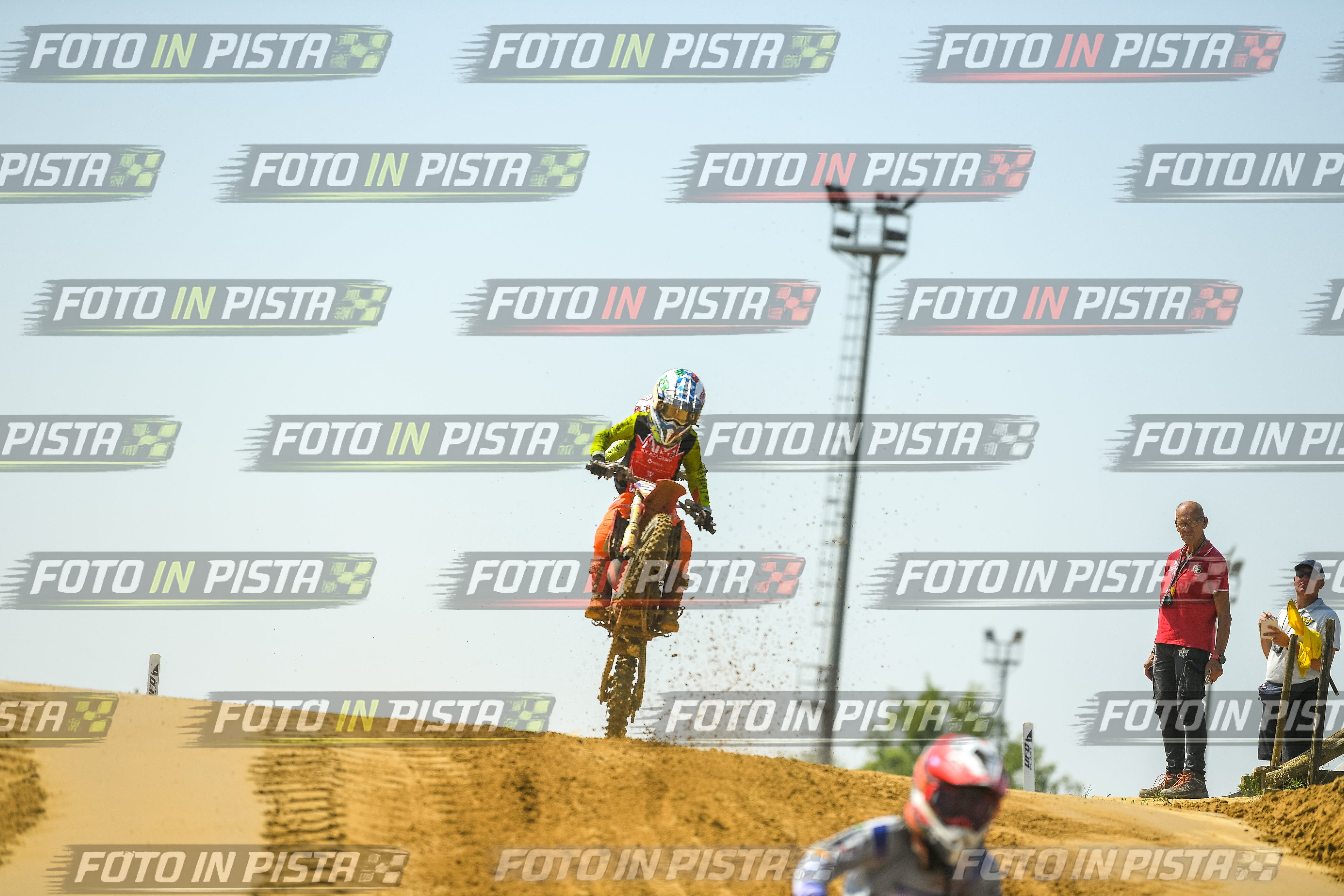 Foto GARAFMI2106261PROVA65CC numero 309