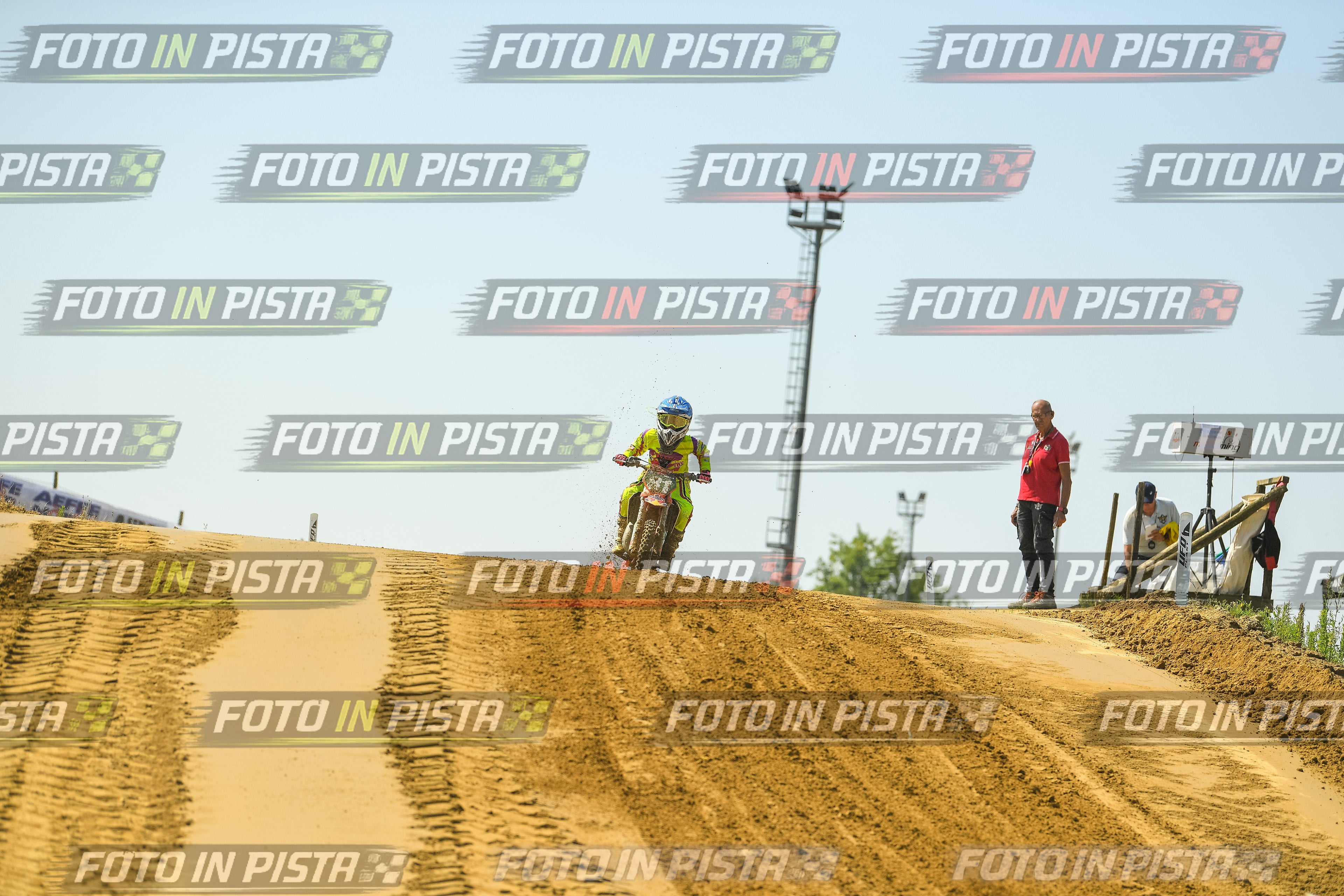 Foto GARAFMI2106261PROVA65CC numero 324