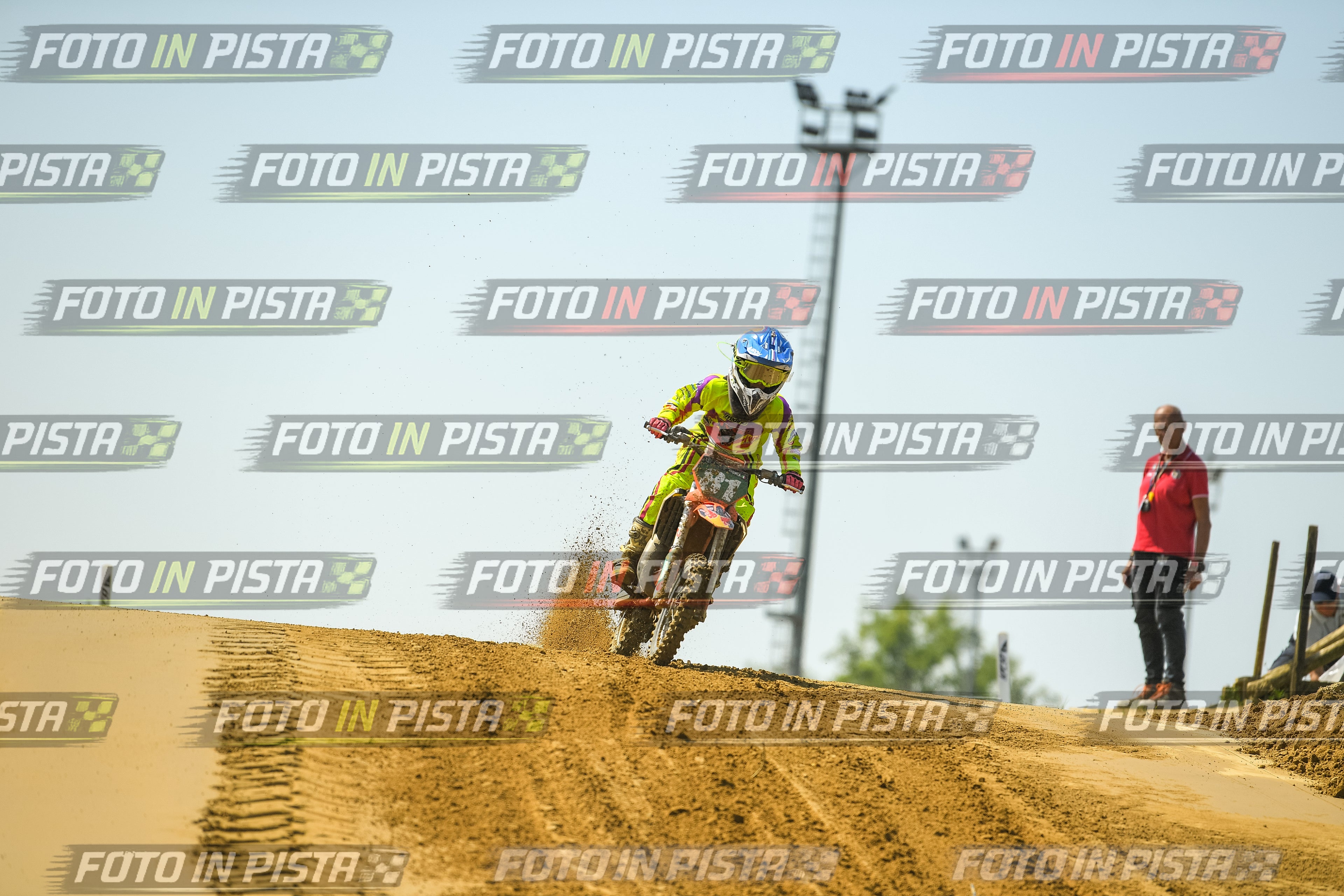 Foto GARAFMI2106261PROVA65CC numero 326