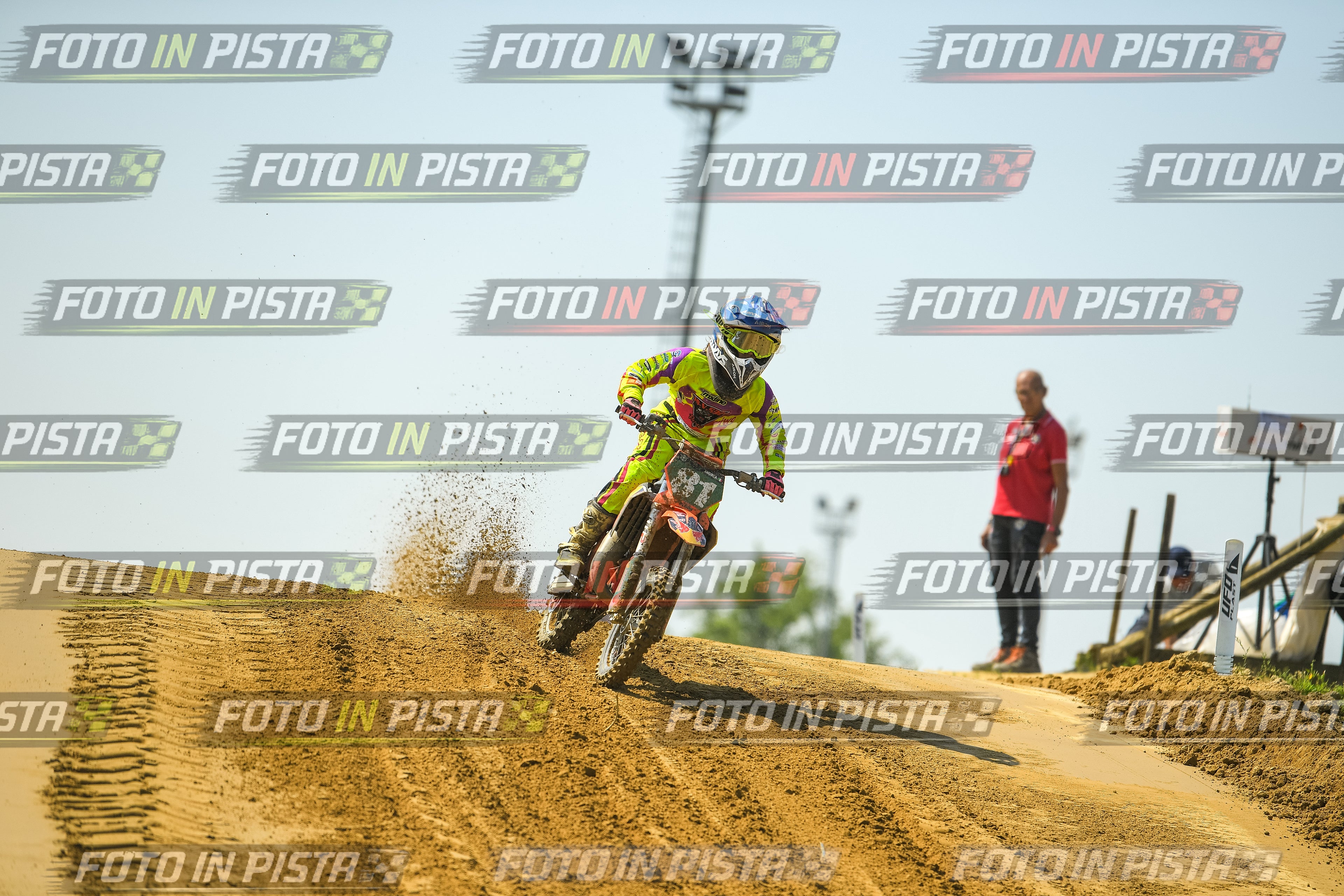 Foto GARAFMI2106261PROVA65CC numero 327