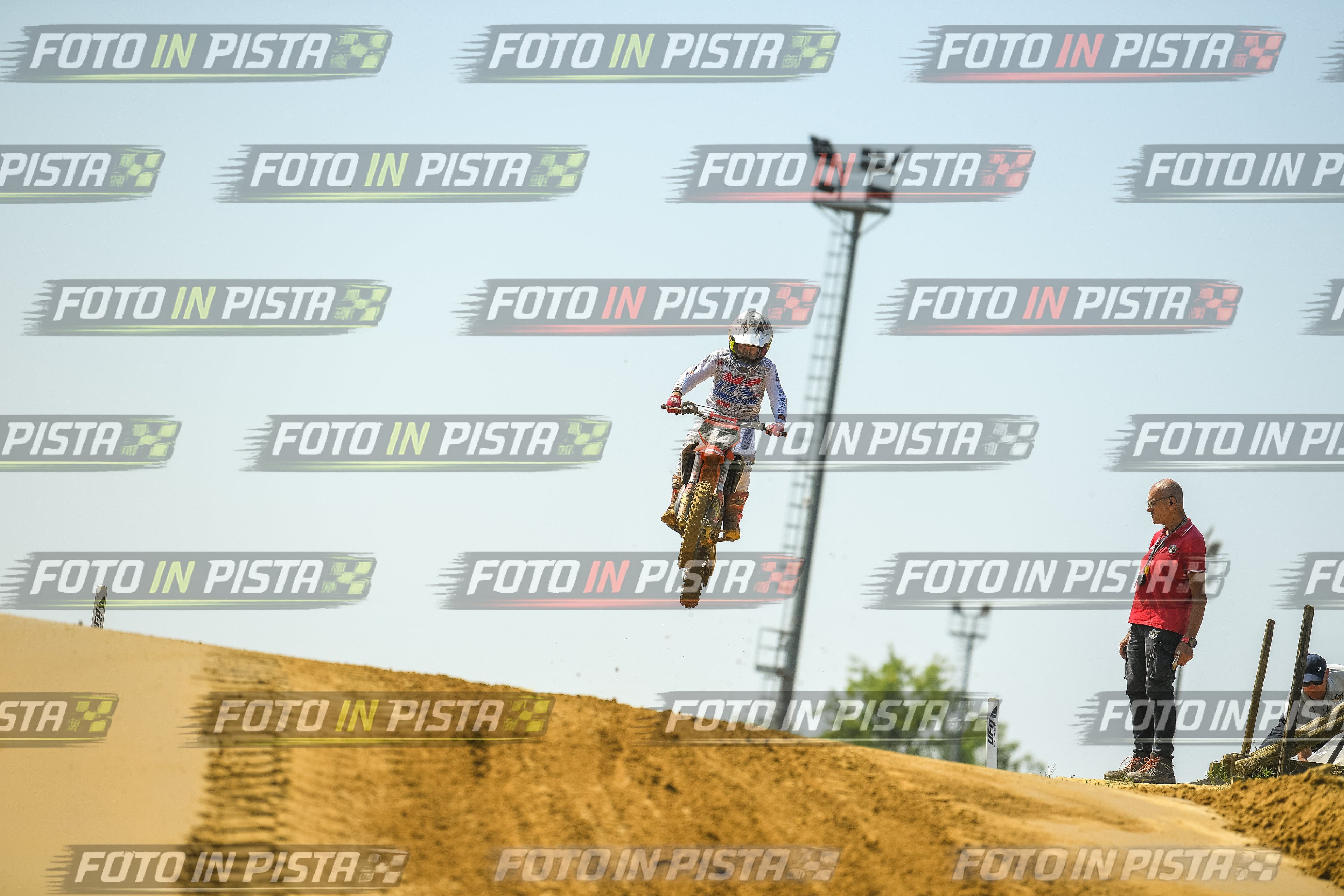 Foto GARAFMI2106261PROVA65CC numero 331