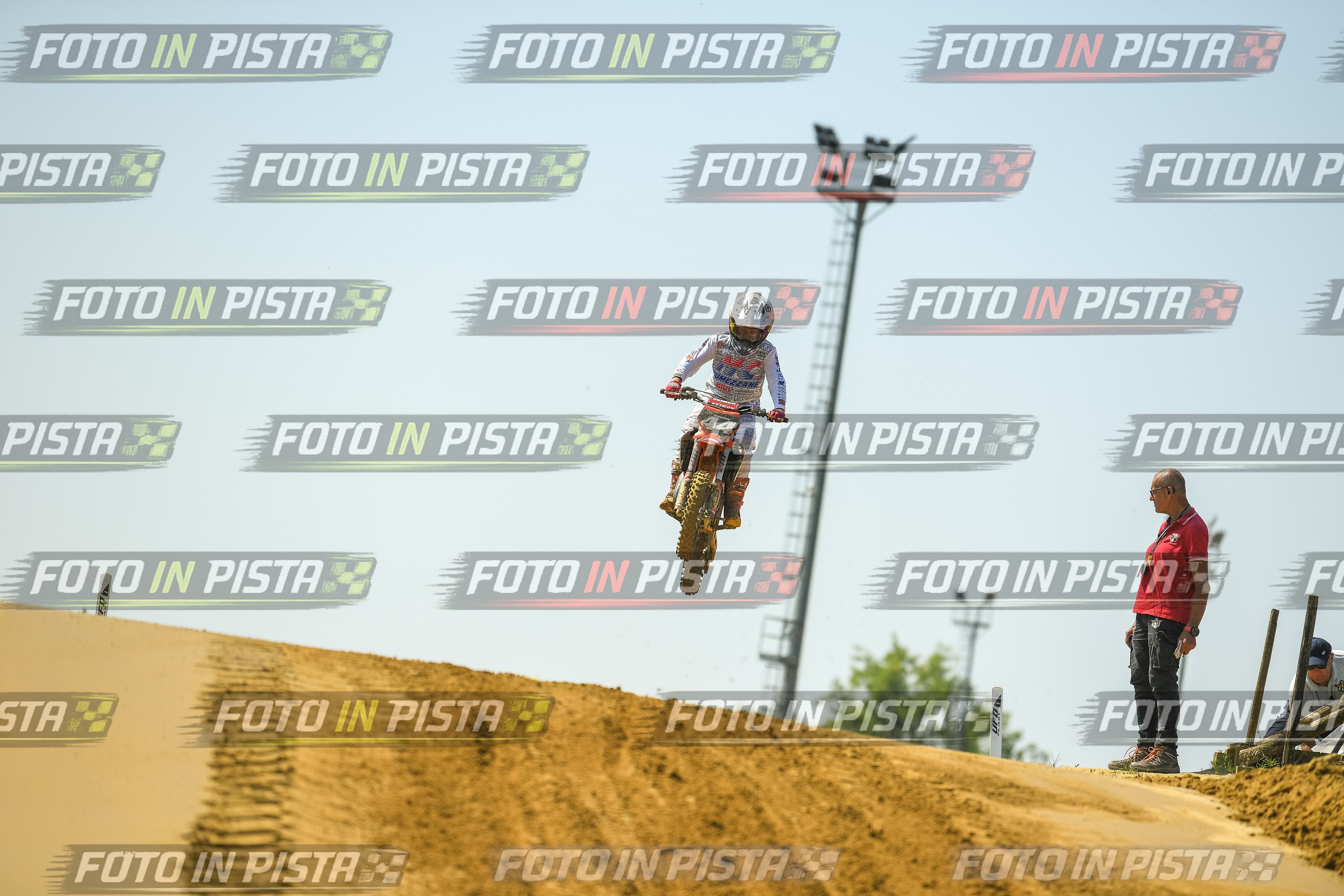 Foto GARAFMI2106261PROVA65CC numero 332