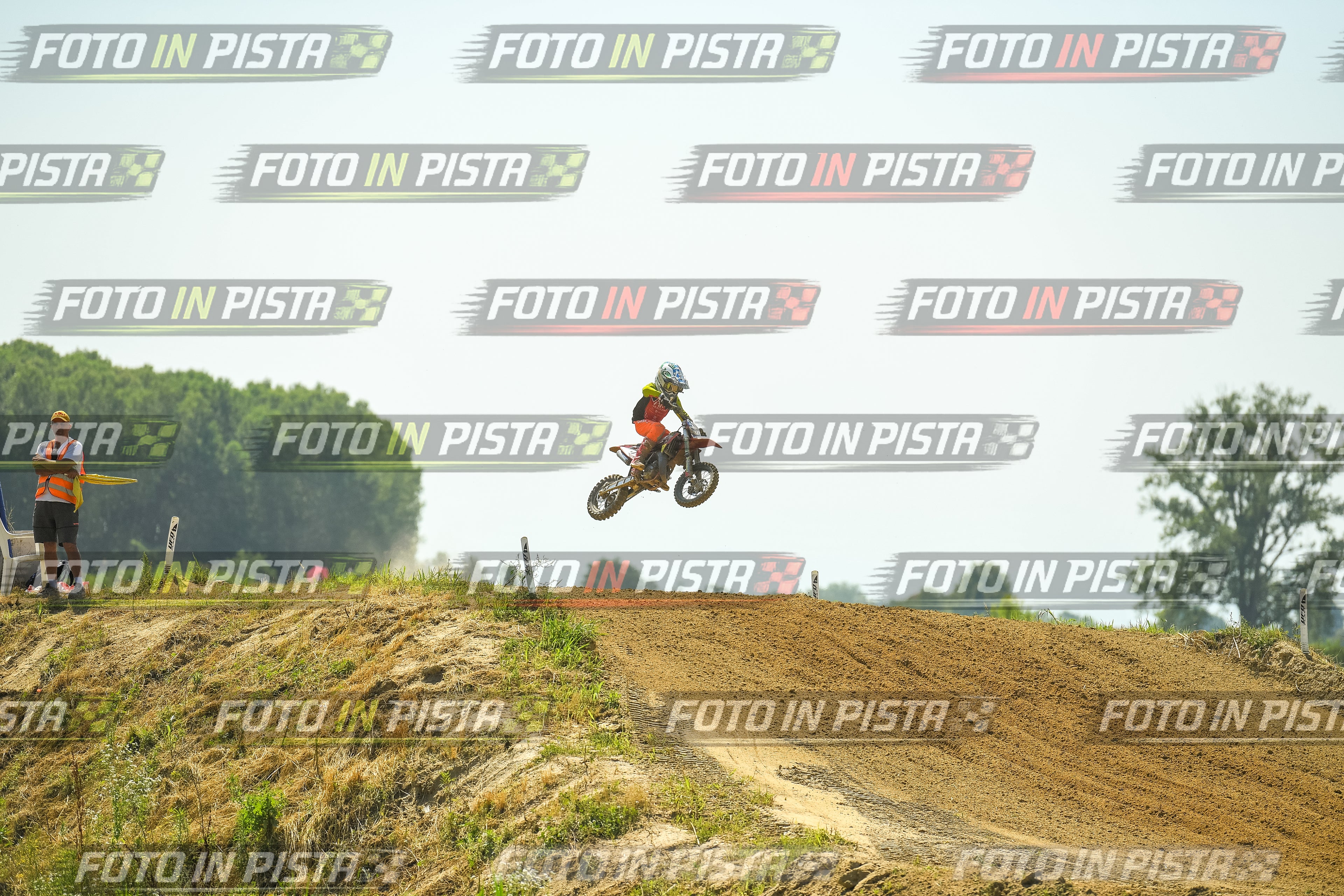 Foto GARAFMI2106261PROVA65CC numero 870