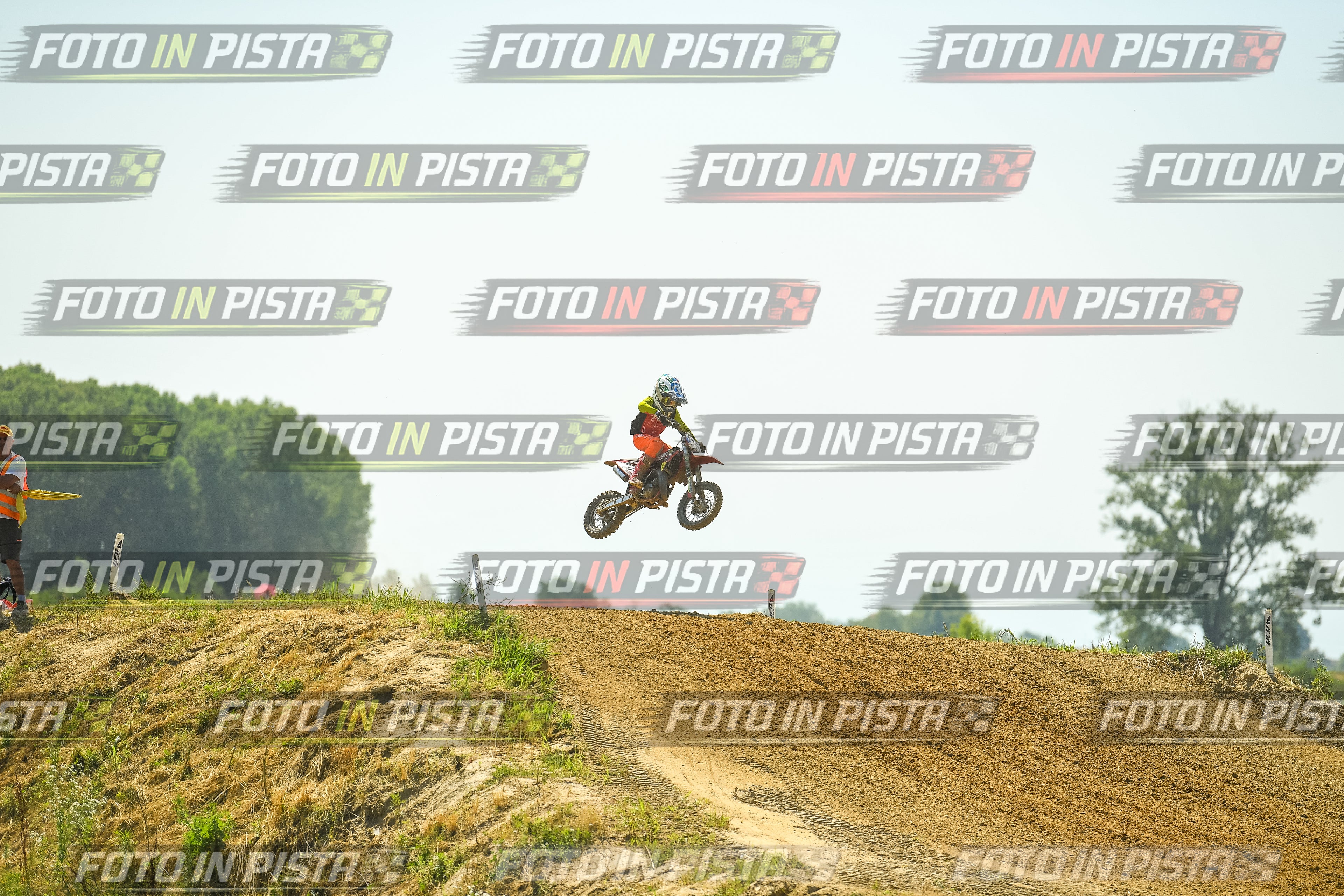 Foto GARAFMI2106261PROVA65CC numero 871