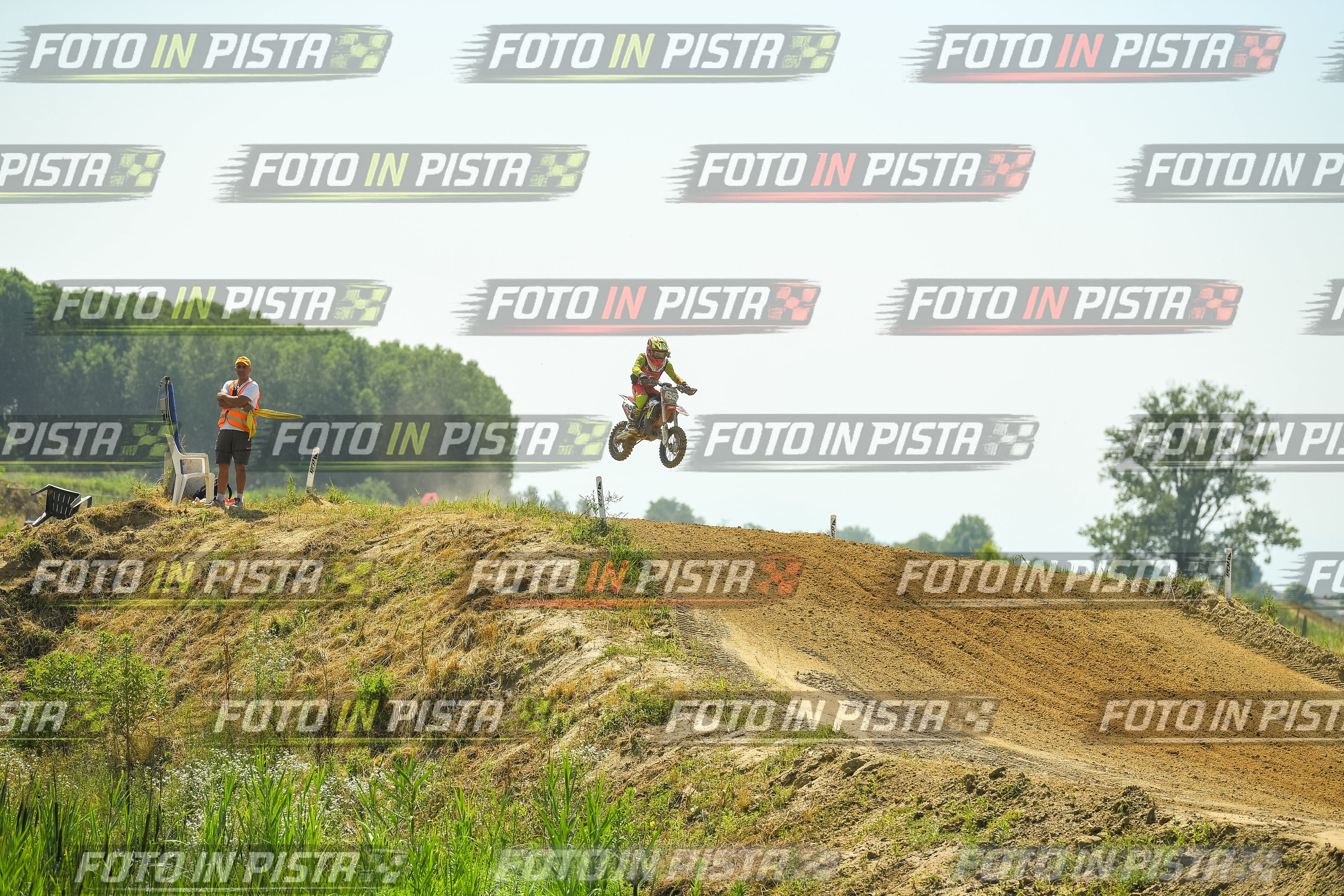 Foto GARAFMI2106261PROVA65CC numero 880