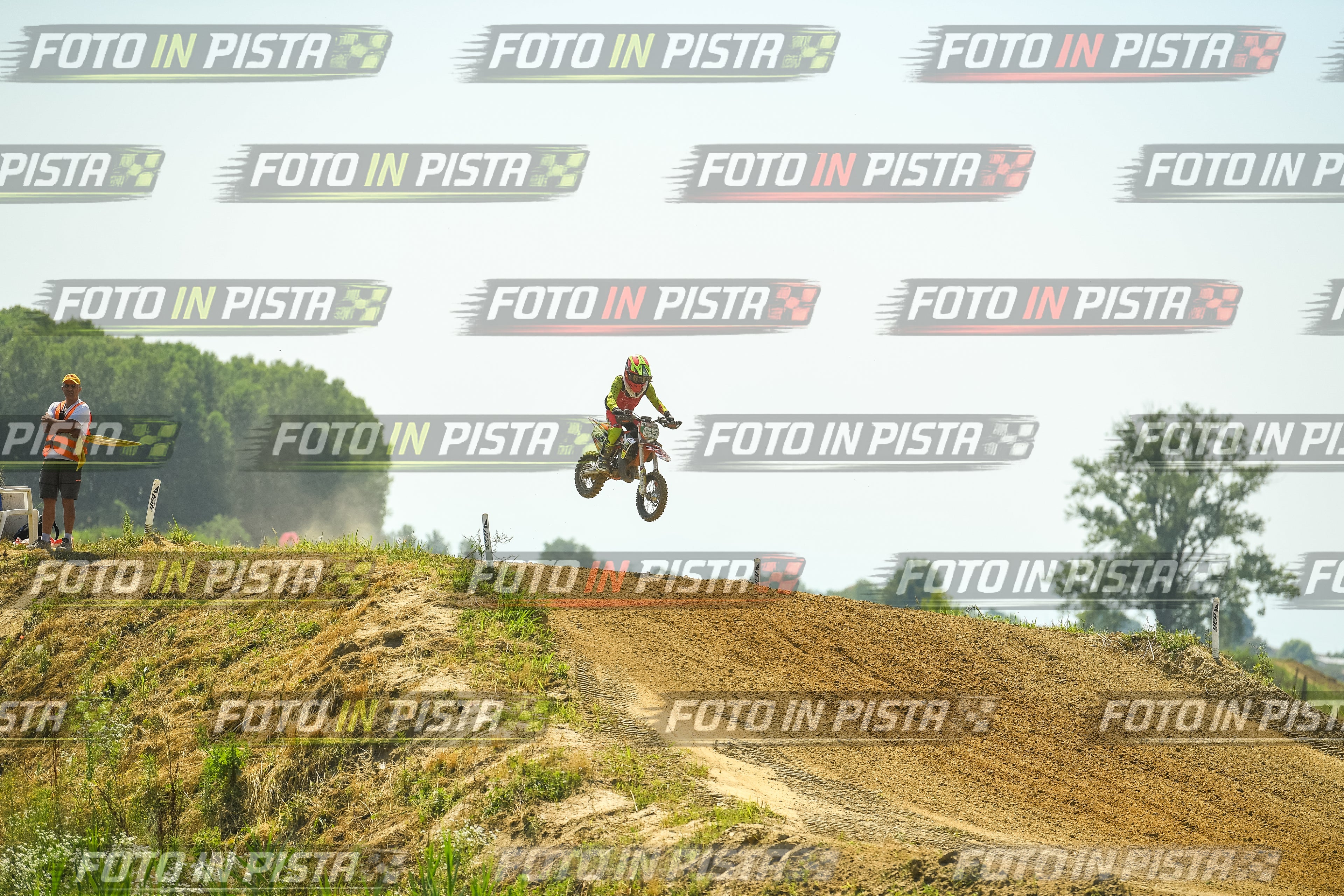 Foto GARAFMI2106261PROVA65CC numero 882