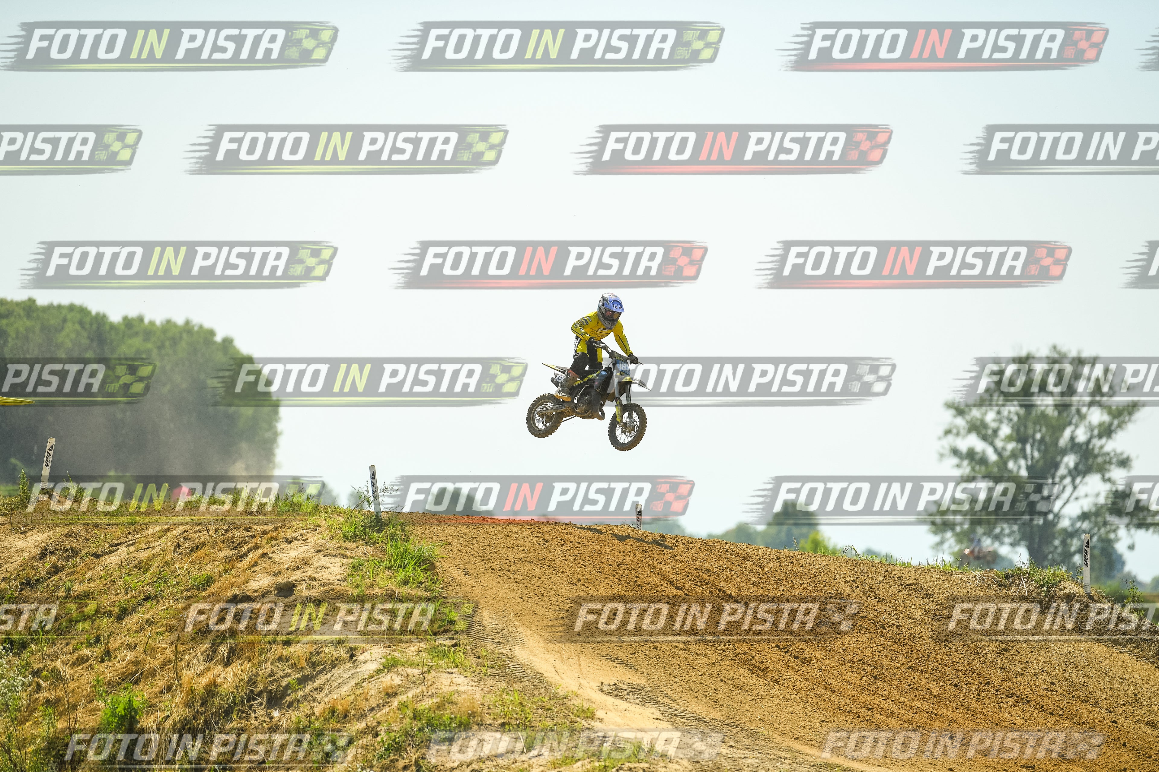 Foto GARAFMI2106261PROVA65CC numero 894