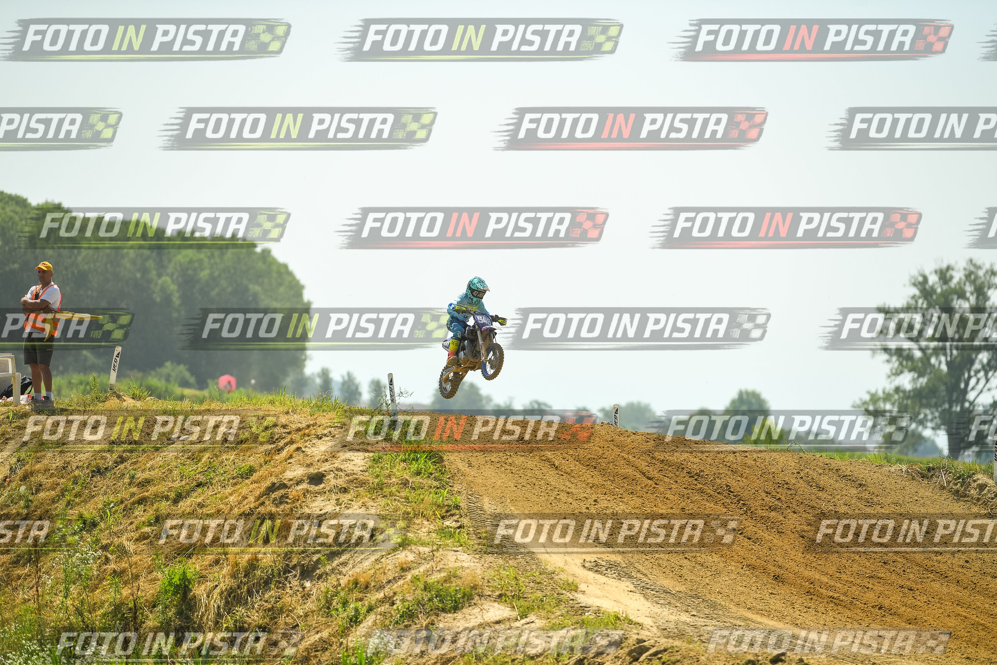 Foto GARAFMI2106261PROVA65CC numero 932