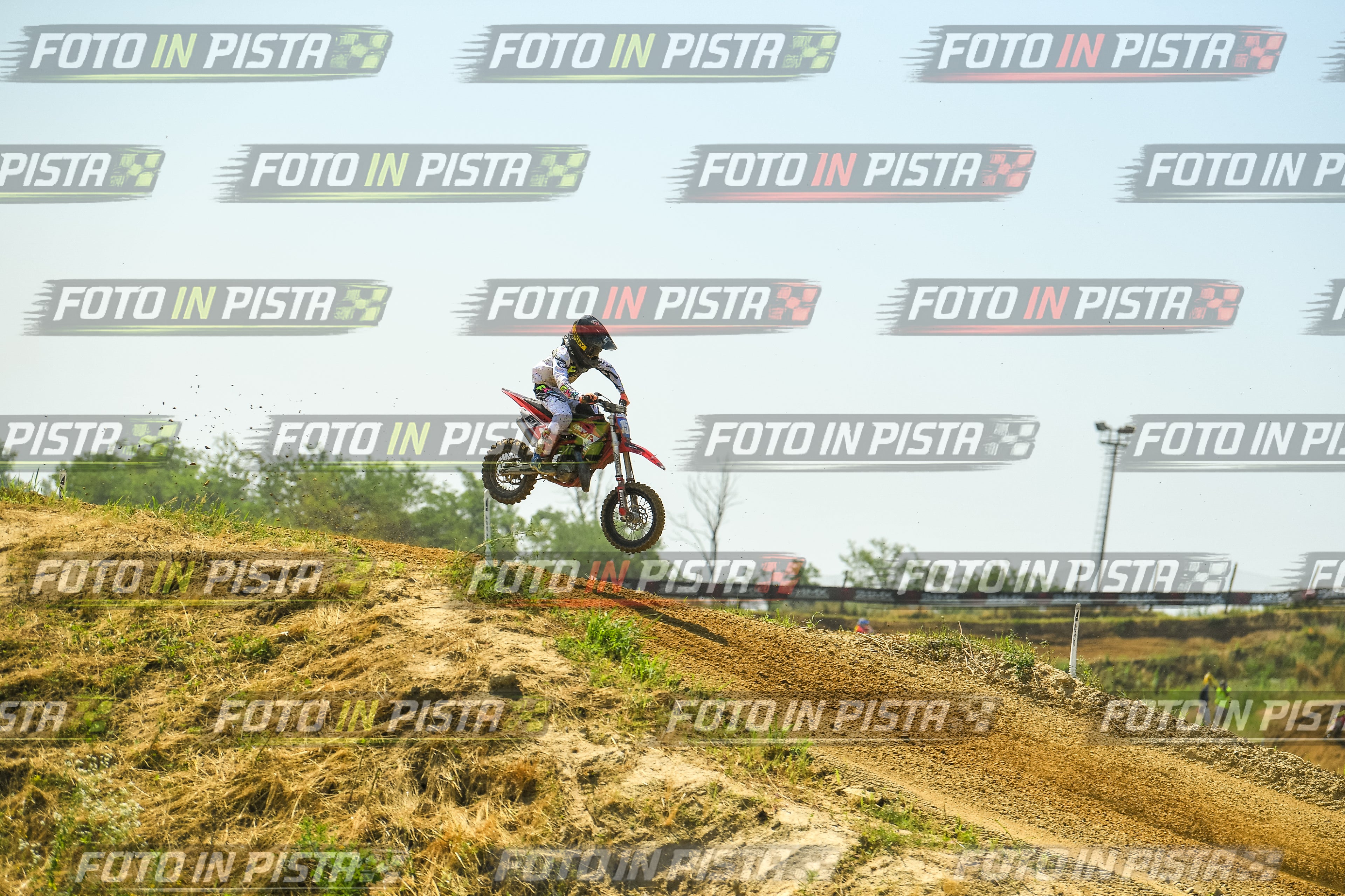 Foto GARAFMI2106261PROVA65CC numero 969