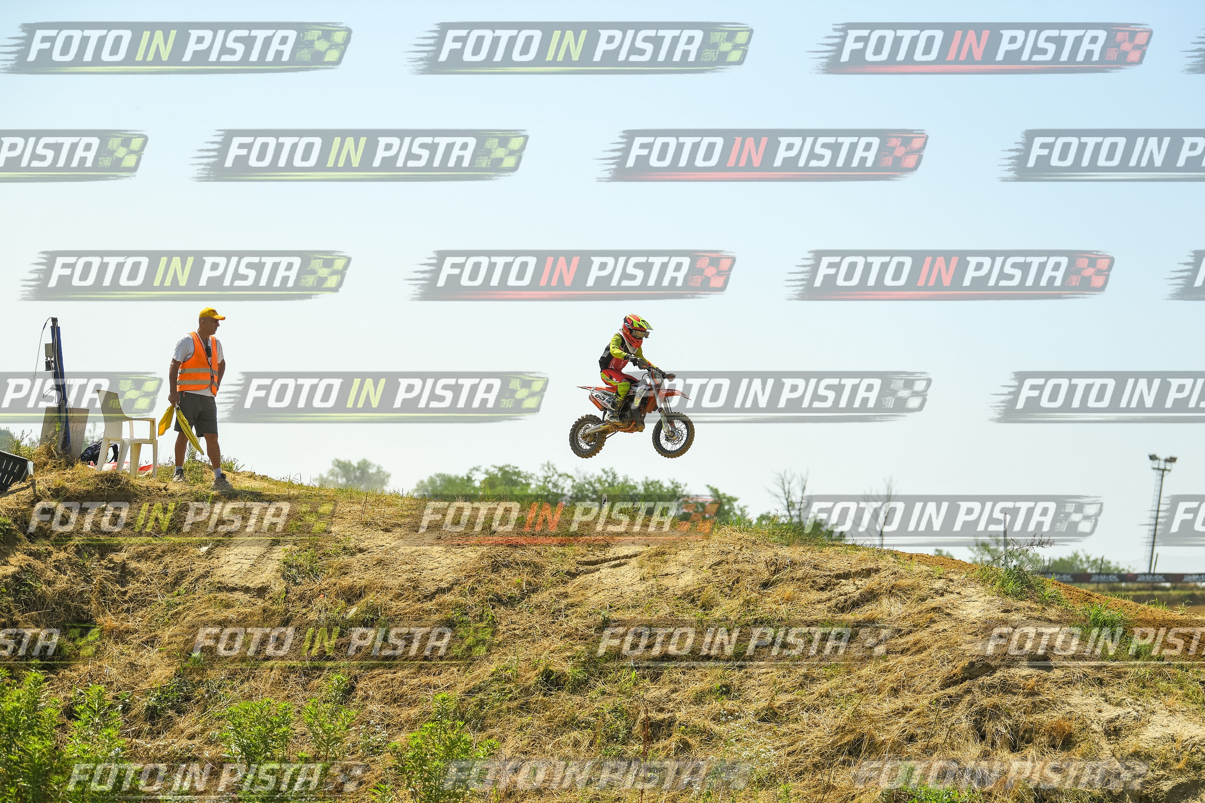 Foto GARAFMI2106261PROVA65CC numero 985