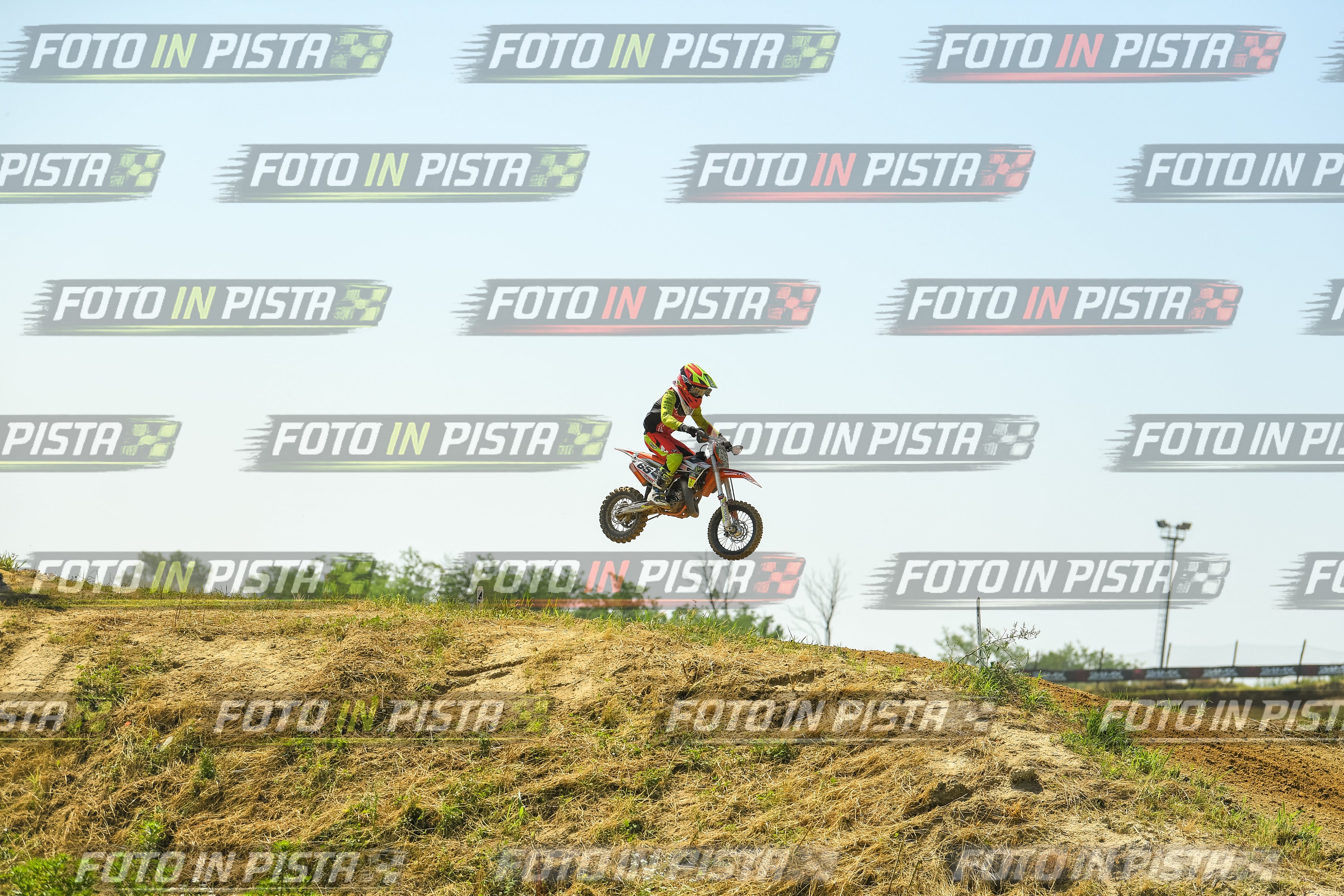 Foto GARAFMI2106261PROVA65CC numero 987