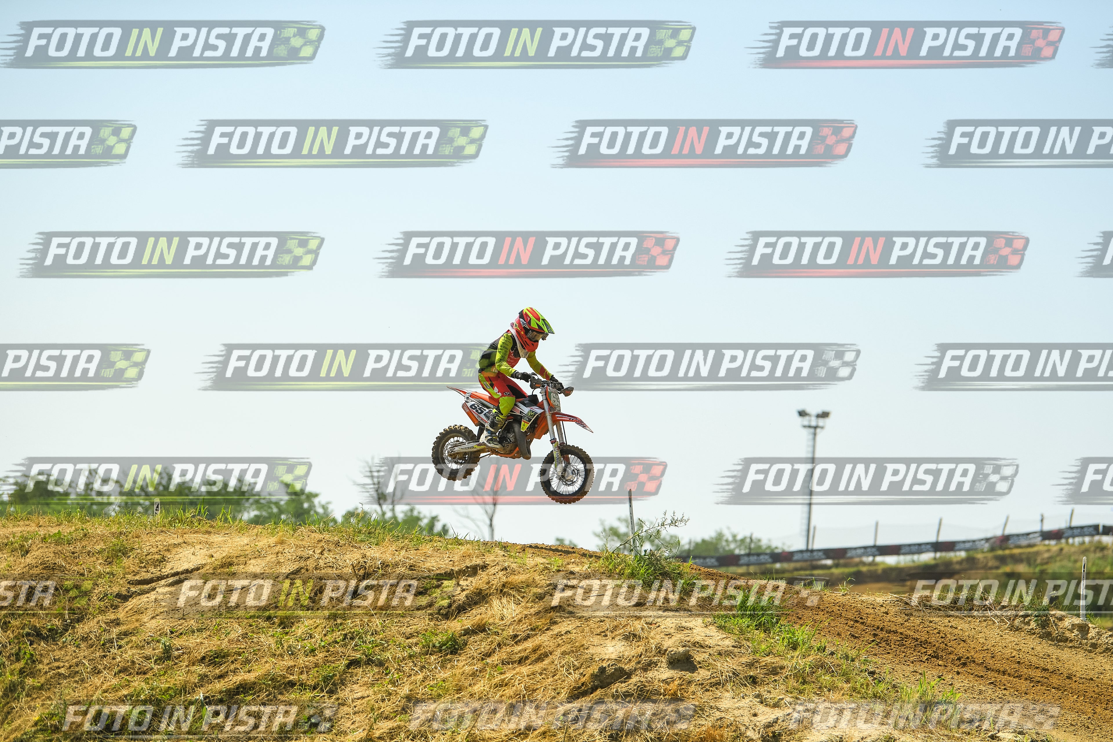 Foto GARAFMI2106261PROVA65CC numero 989