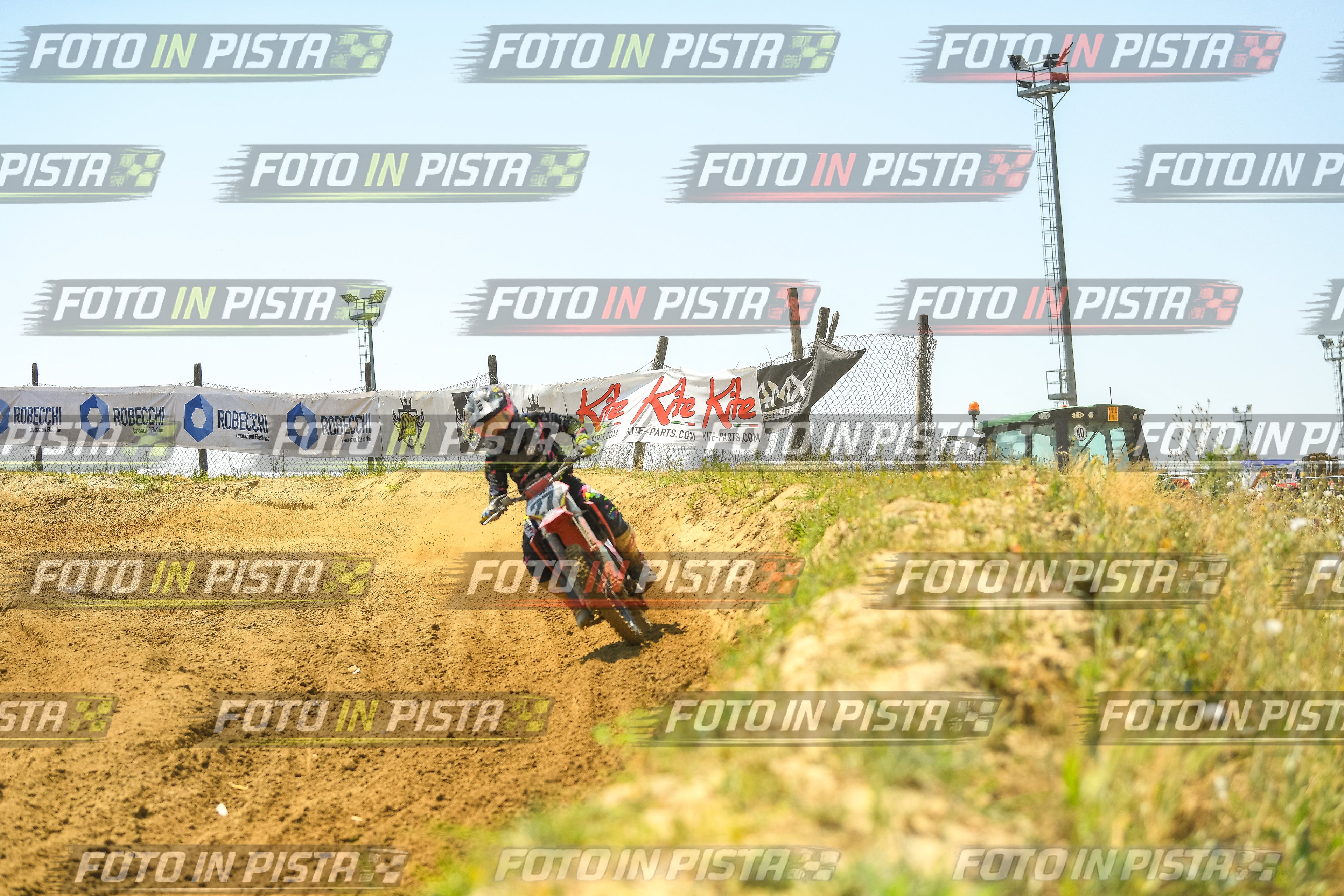 Foto GARAFMI2106261PROVA85CC numero 1047