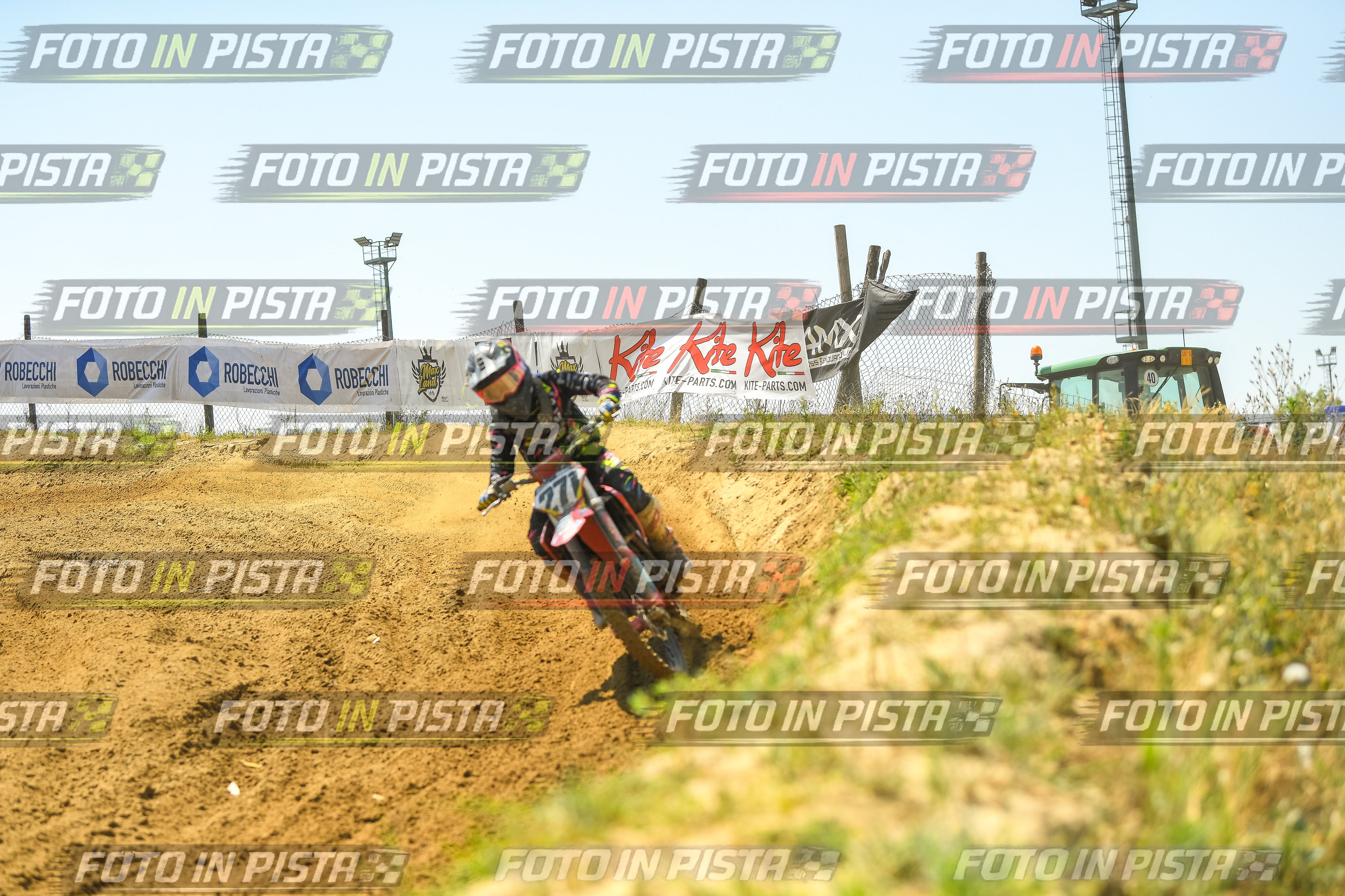 Foto GARAFMI2106261PROVA85CC numero 1048