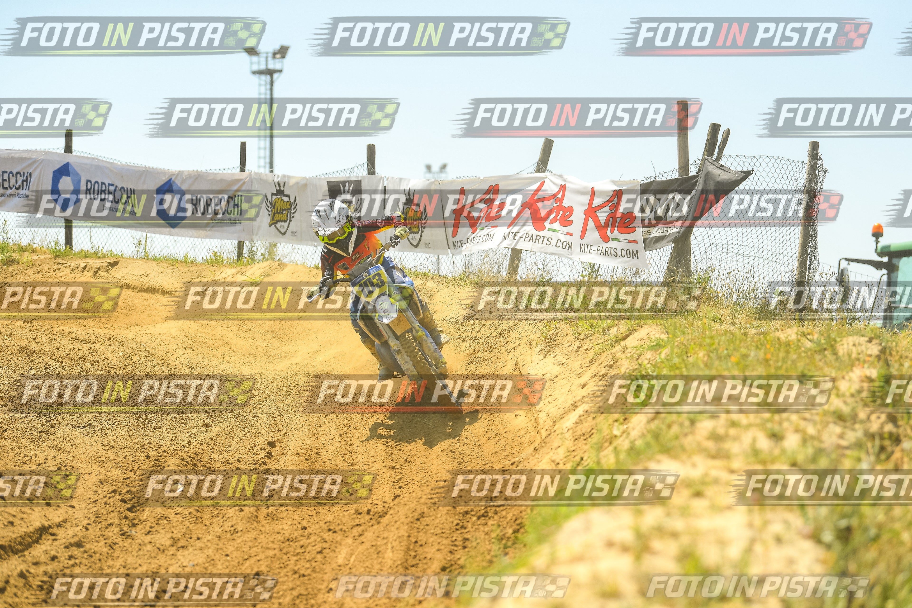 Foto GARAFMI2106261PROVA85CC numero 1109