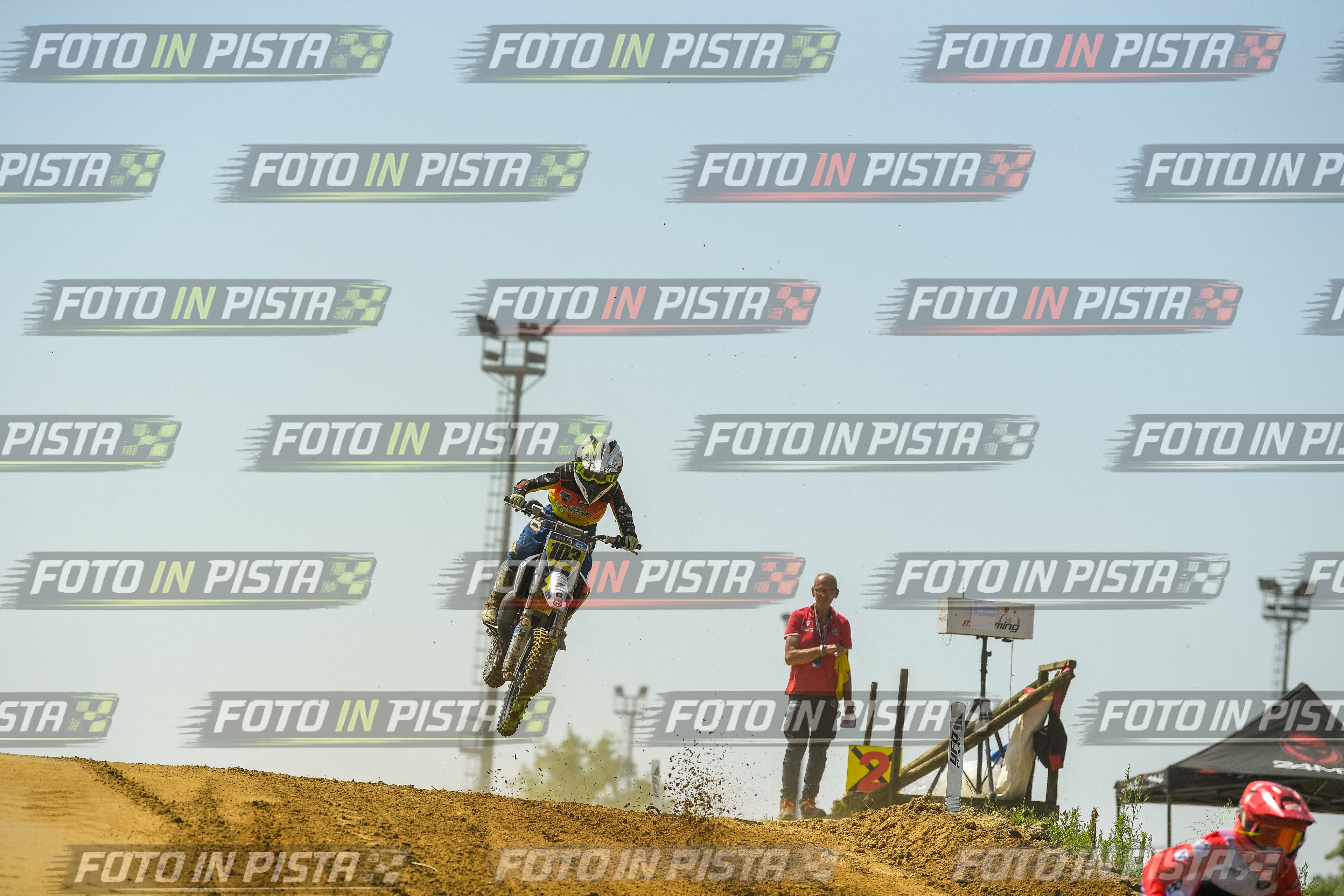 Foto GARAFMI2106261PROVA85CC numero 251