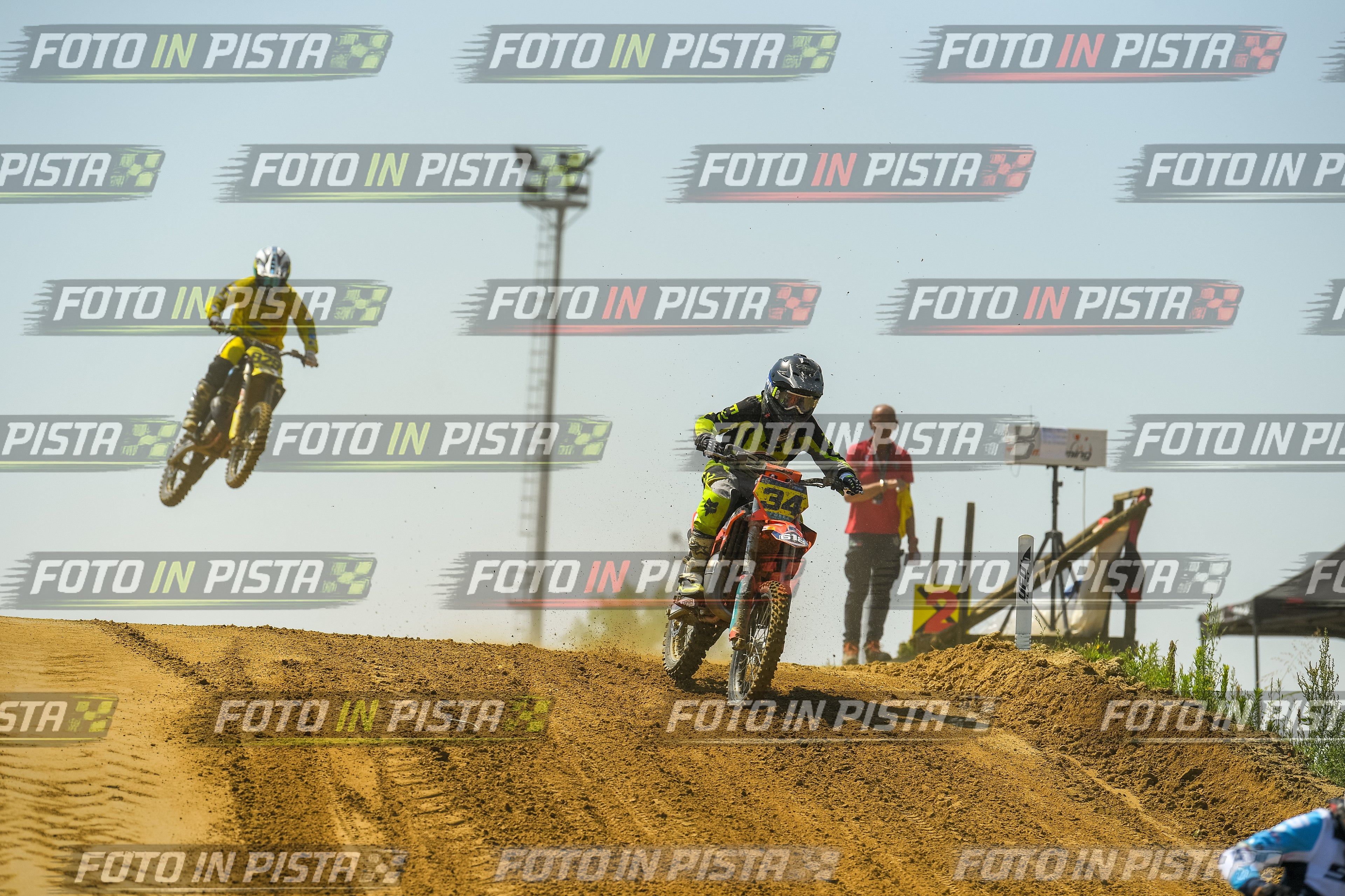 Foto GARAFMI2106261PROVA85CC numero 271