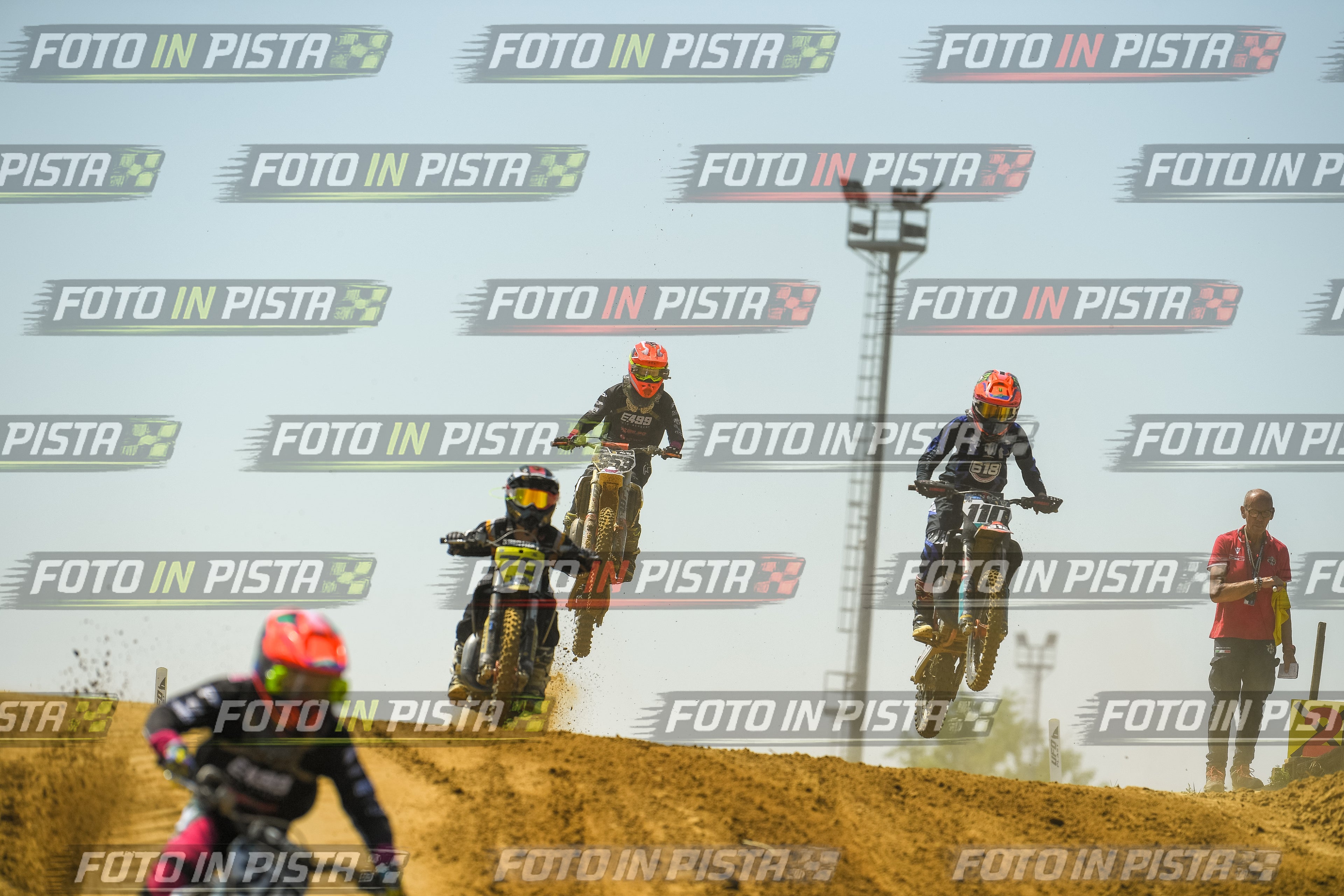 Foto GARAFMI2106261PROVA85CC numero 294