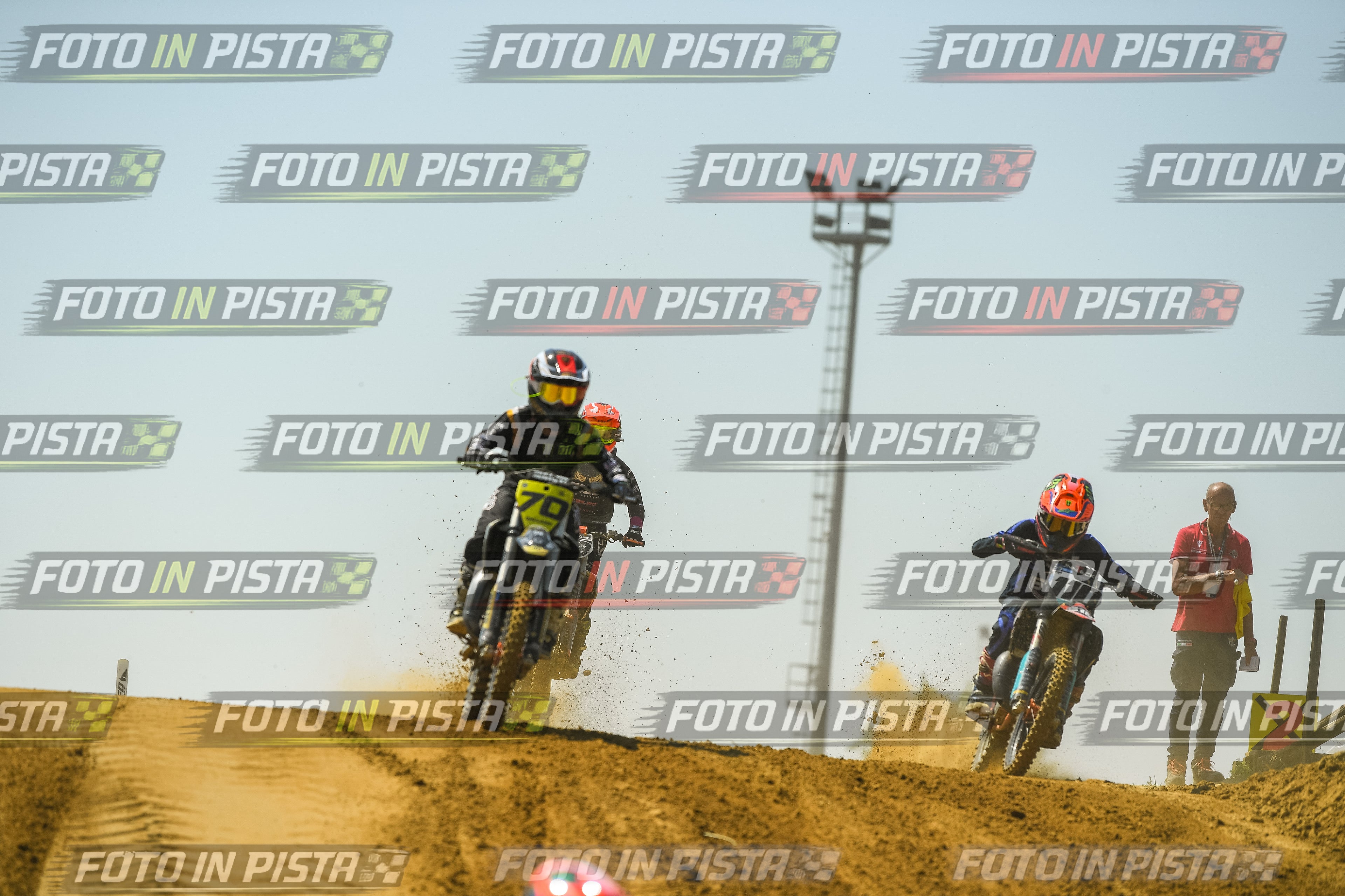 Foto GARAFMI2106261PROVA85CC numero 297