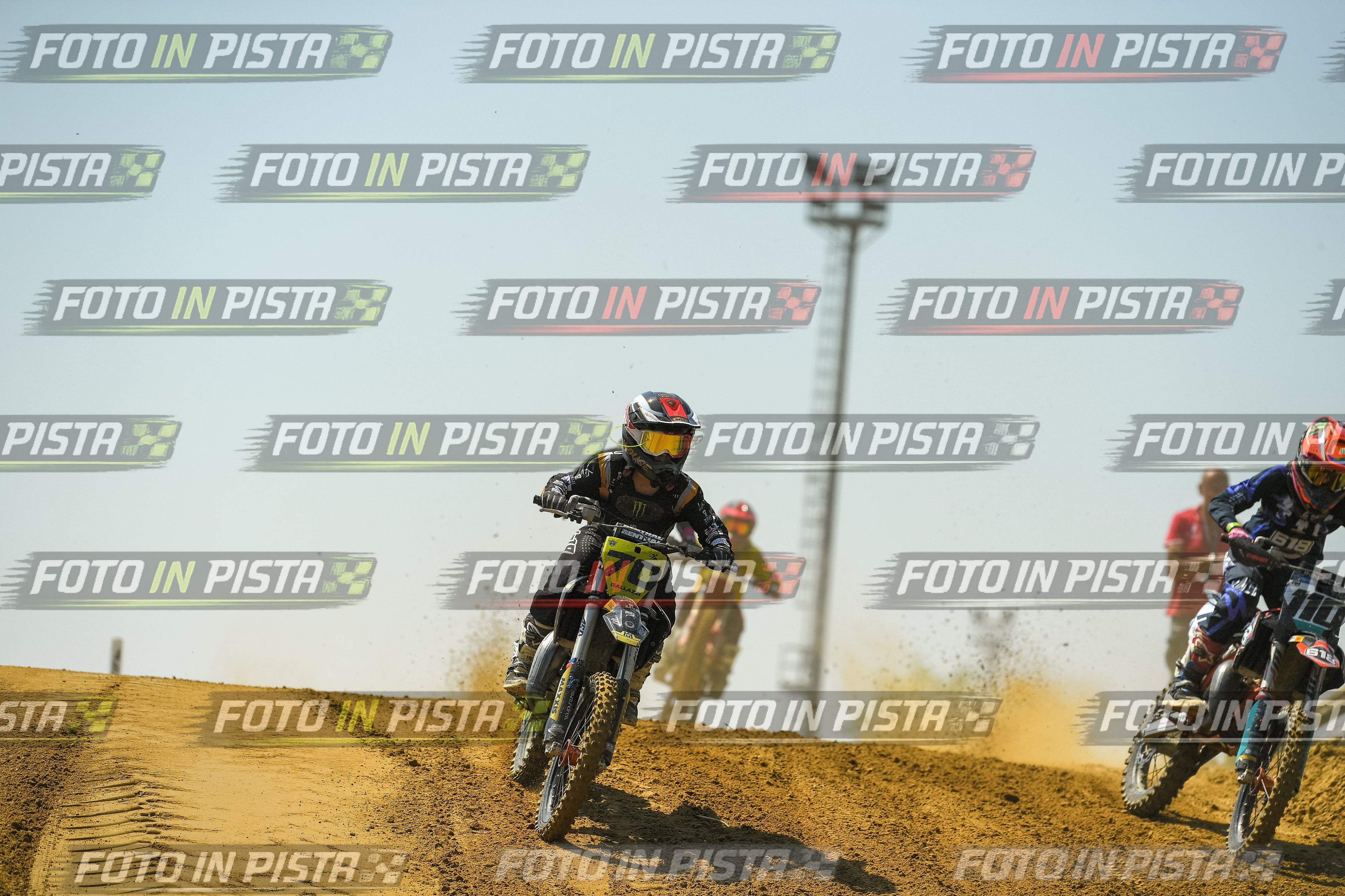 Foto GARAFMI2106261PROVA85CC numero 299