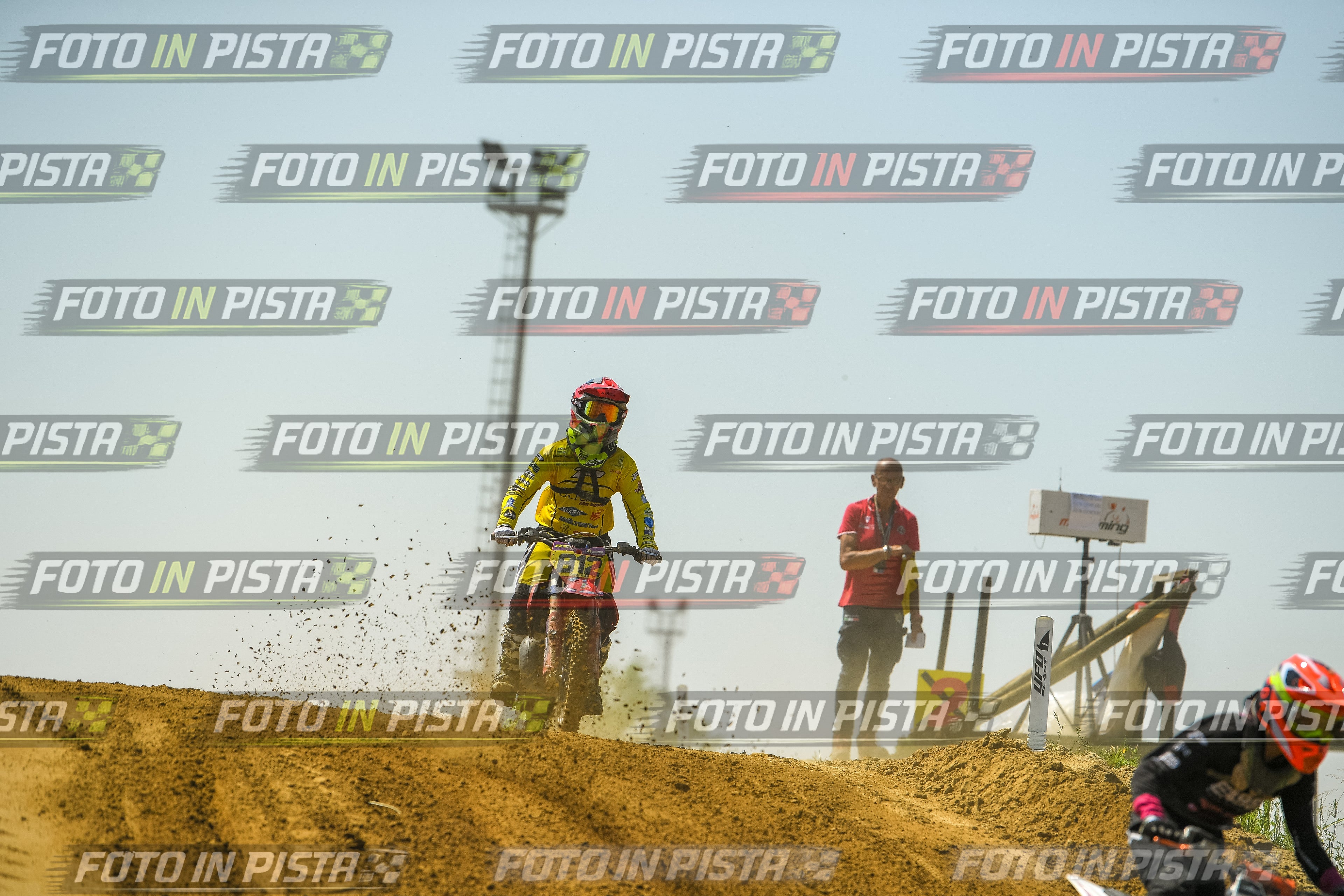 Foto GARAFMI2106261PROVA85CC numero 307