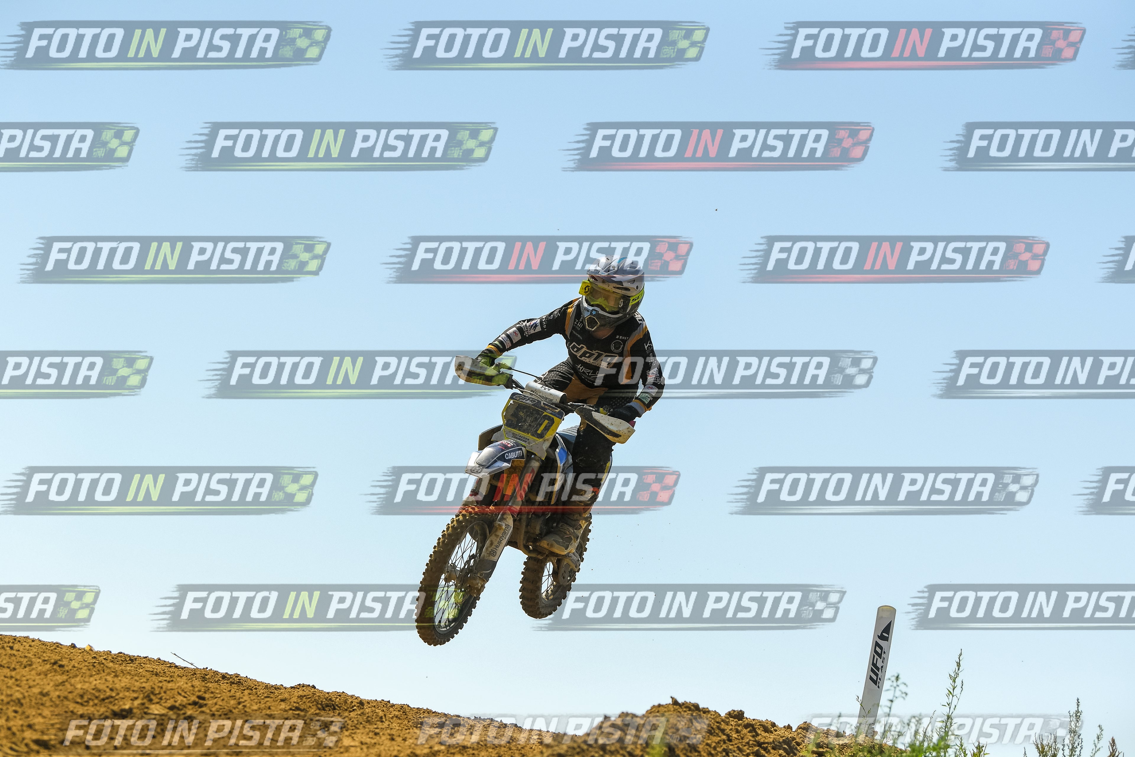 Foto GARAFMI2106261PROVA85CC numero 449