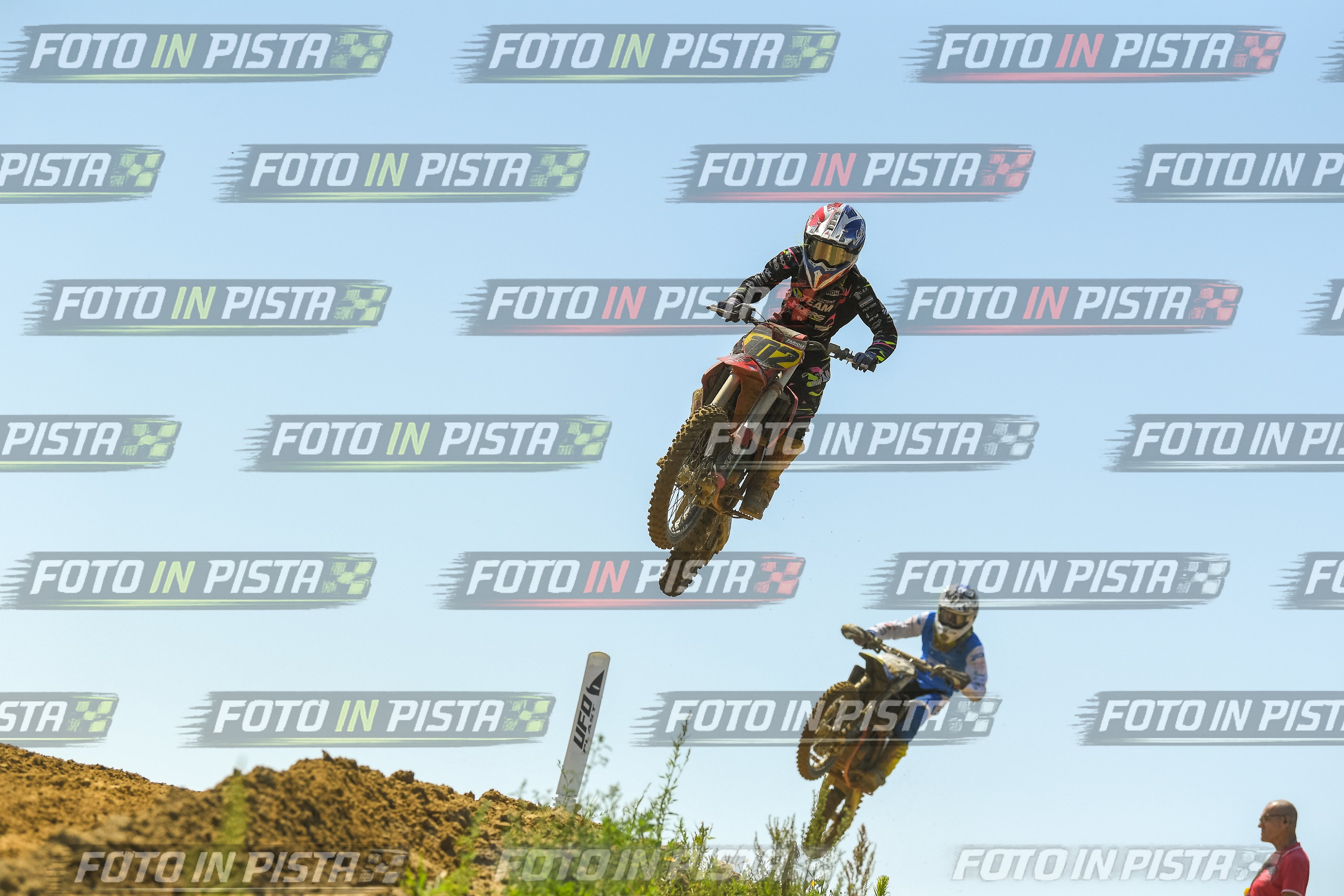 Foto GARAFMI2106261PROVA85CC numero 529