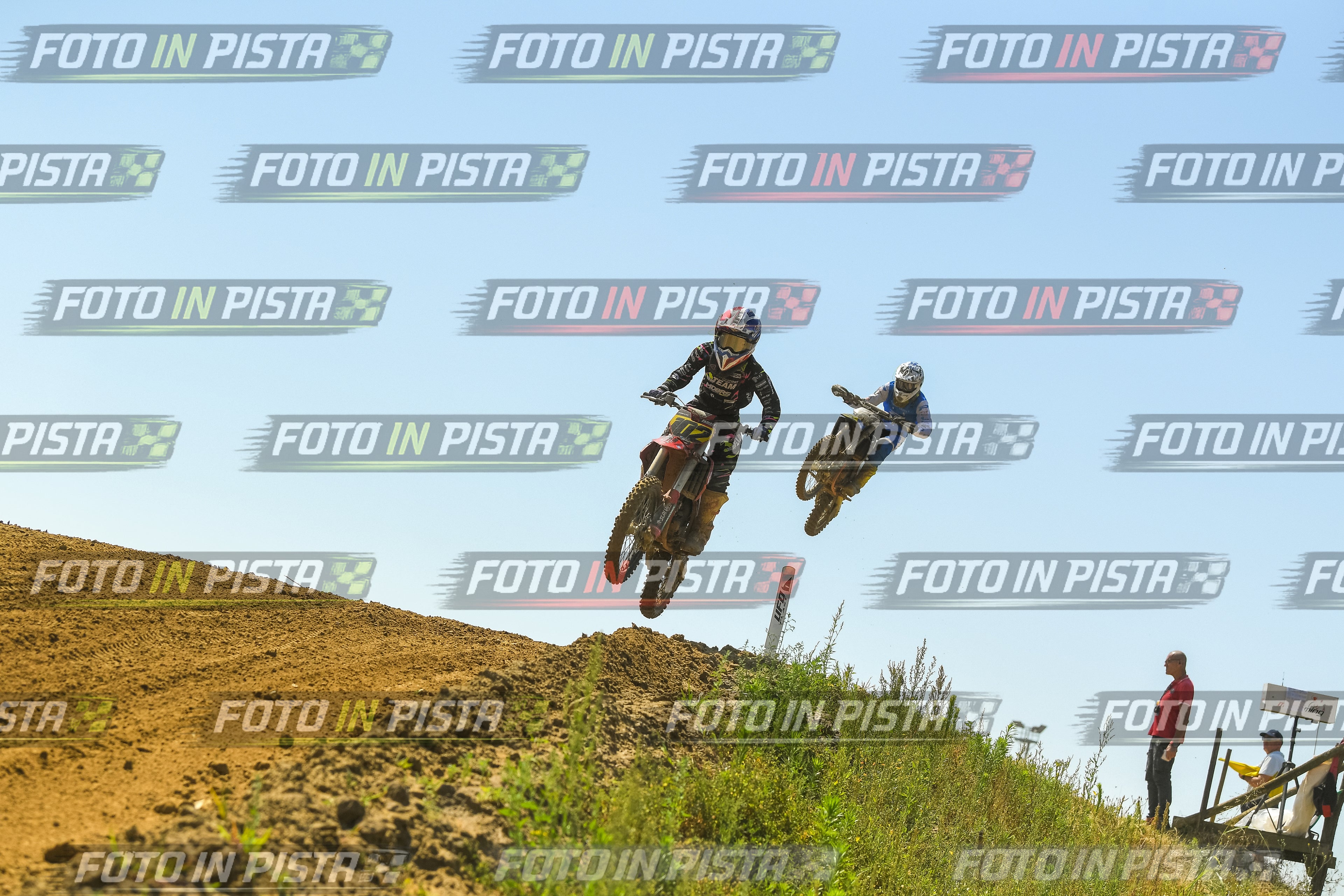Foto GARAFMI2106261PROVA85CC numero 533