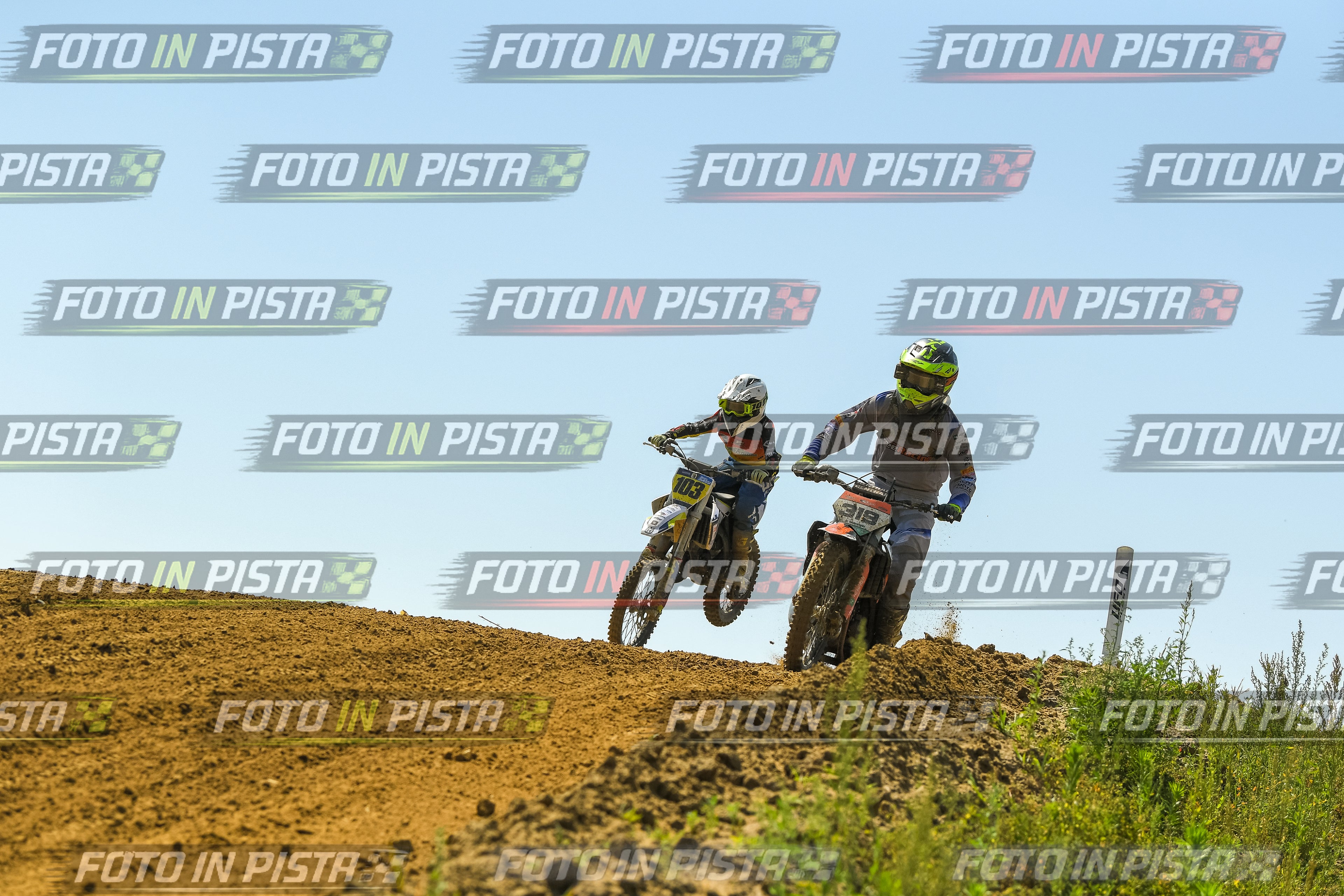 Foto GARAFMI2106261PROVA85CC numero 565