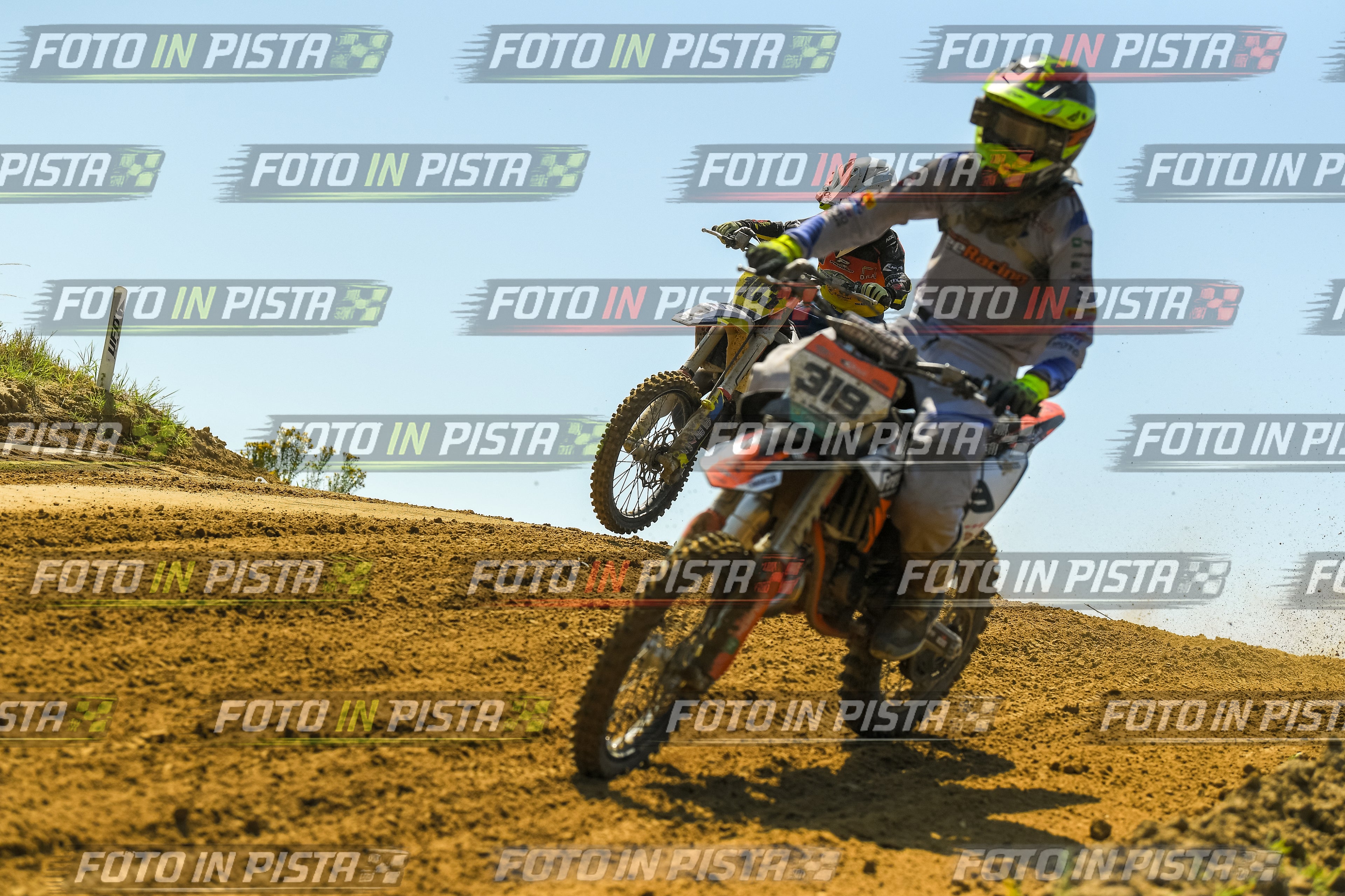 Foto GARAFMI2106261PROVA85CC numero 569