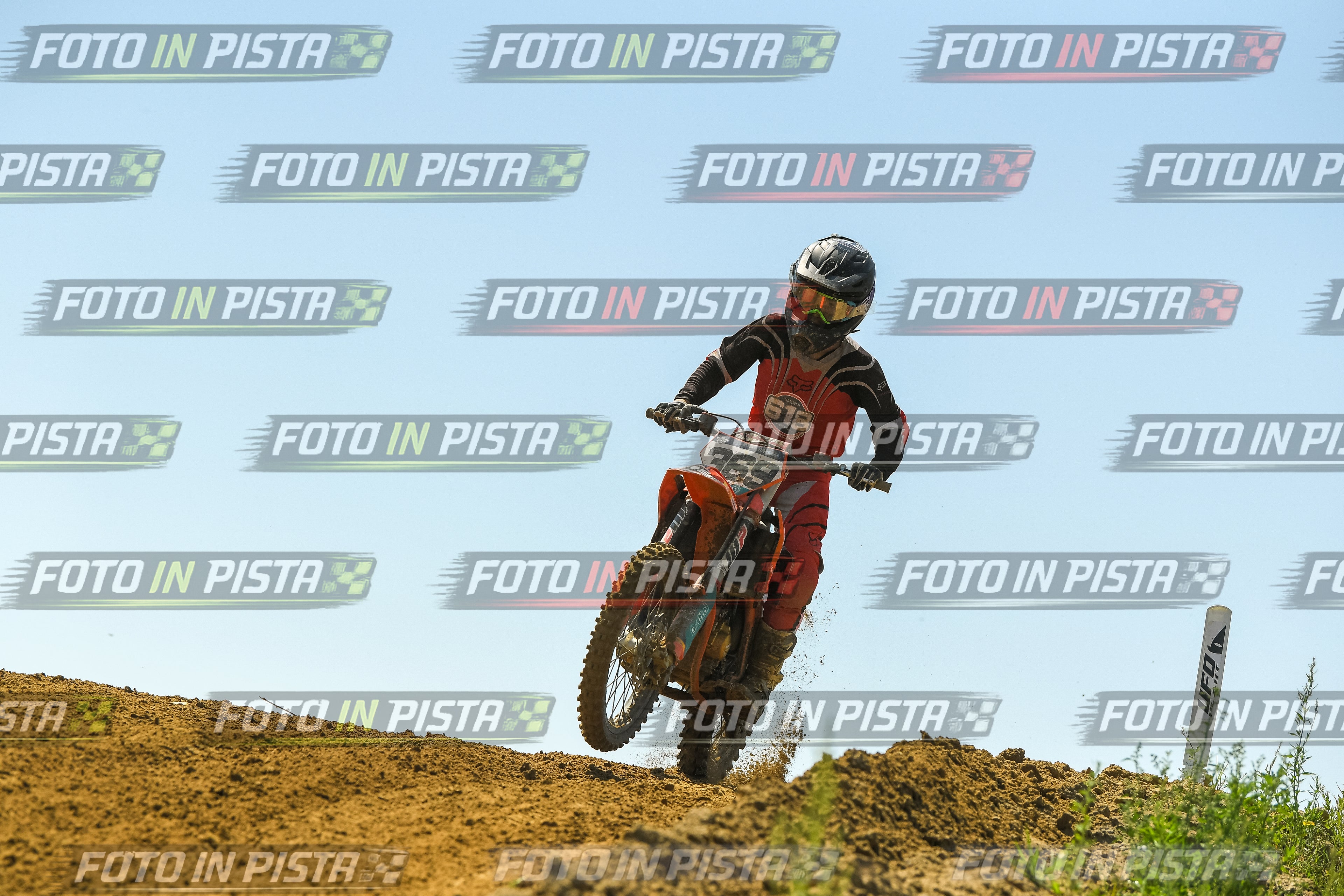 Foto GARAFMI2106261PROVA85CC numero 629