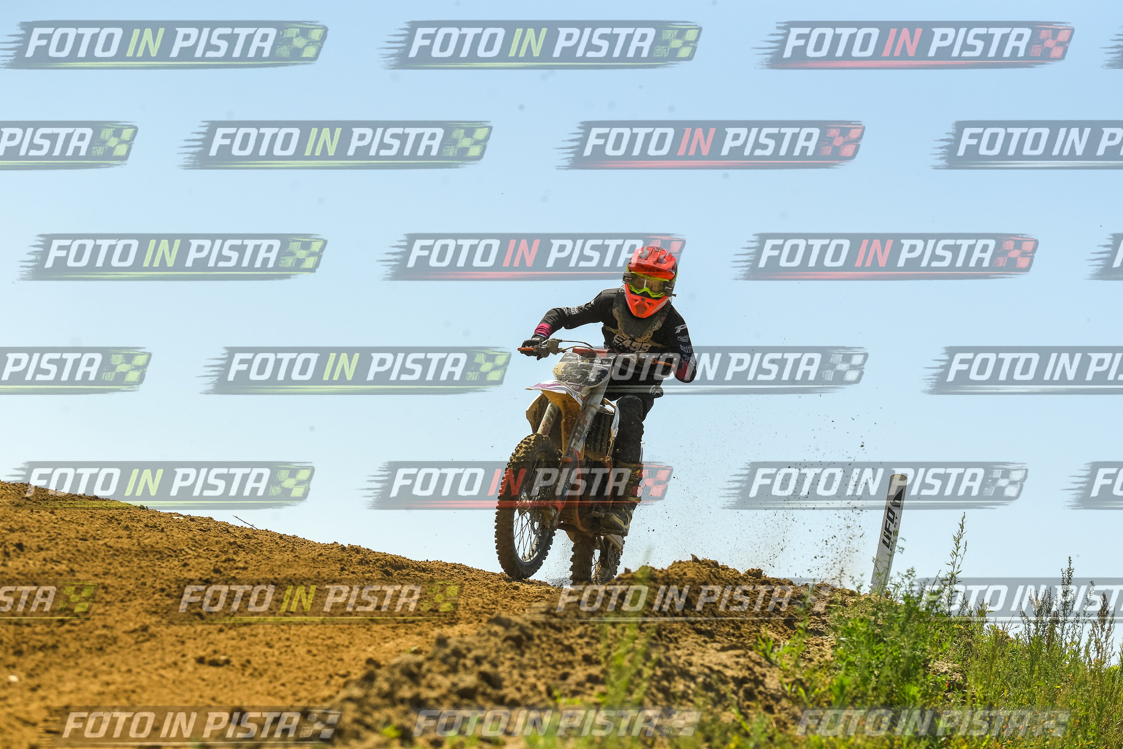 Foto GARAFMI2106261PROVA85CC numero 635