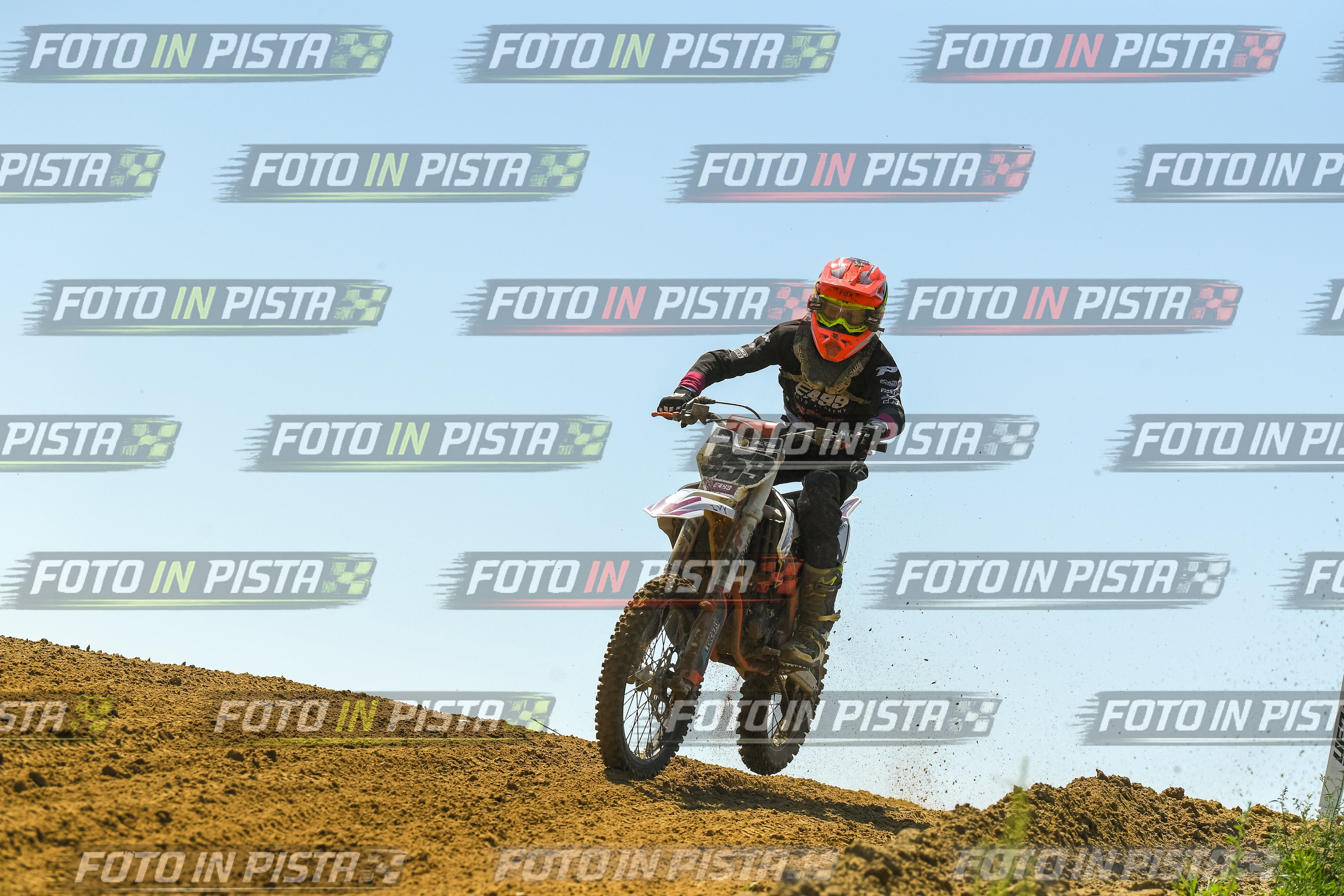 Foto GARAFMI2106261PROVA85CC numero 636