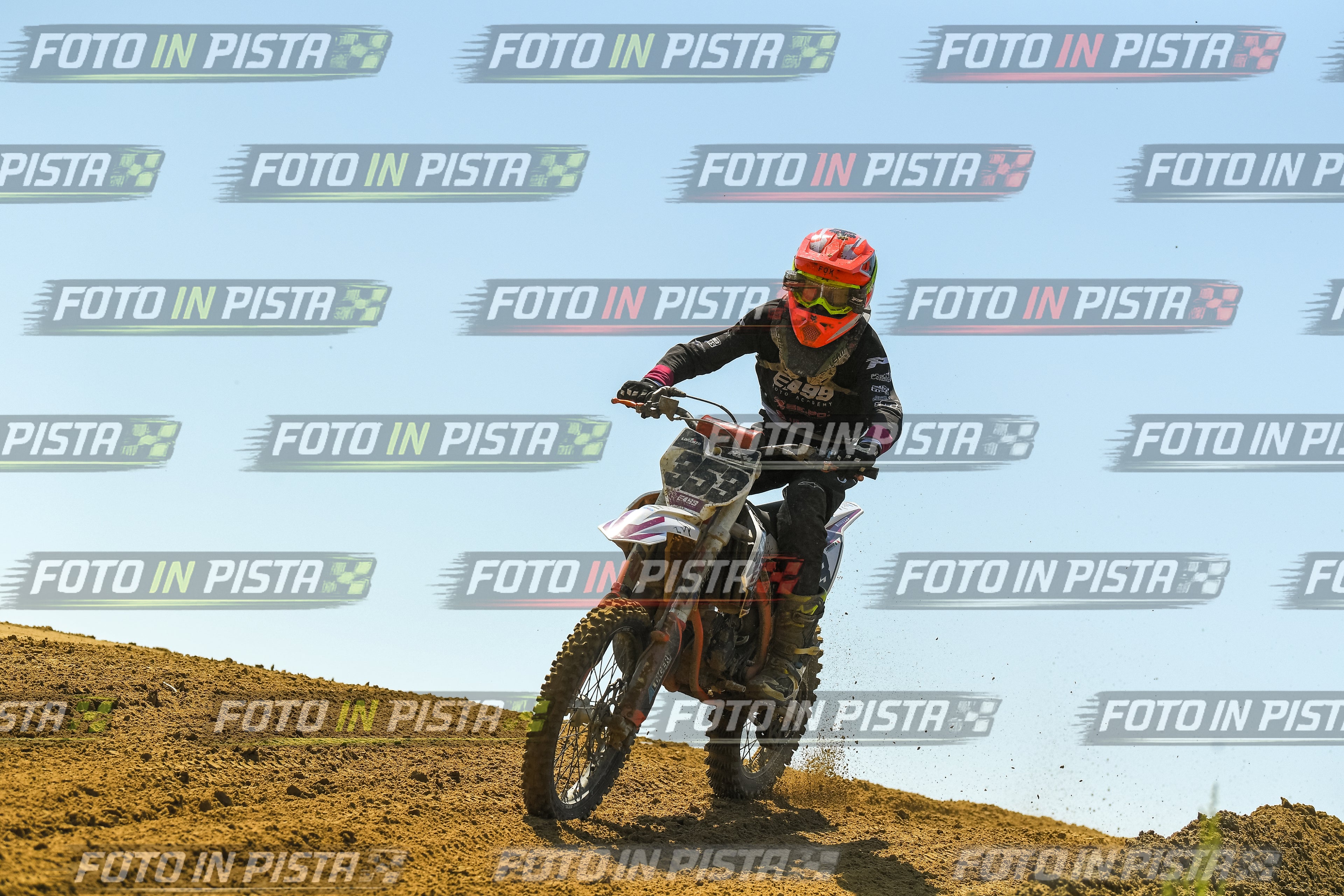 Foto GARAFMI2106261PROVA85CC numero 637