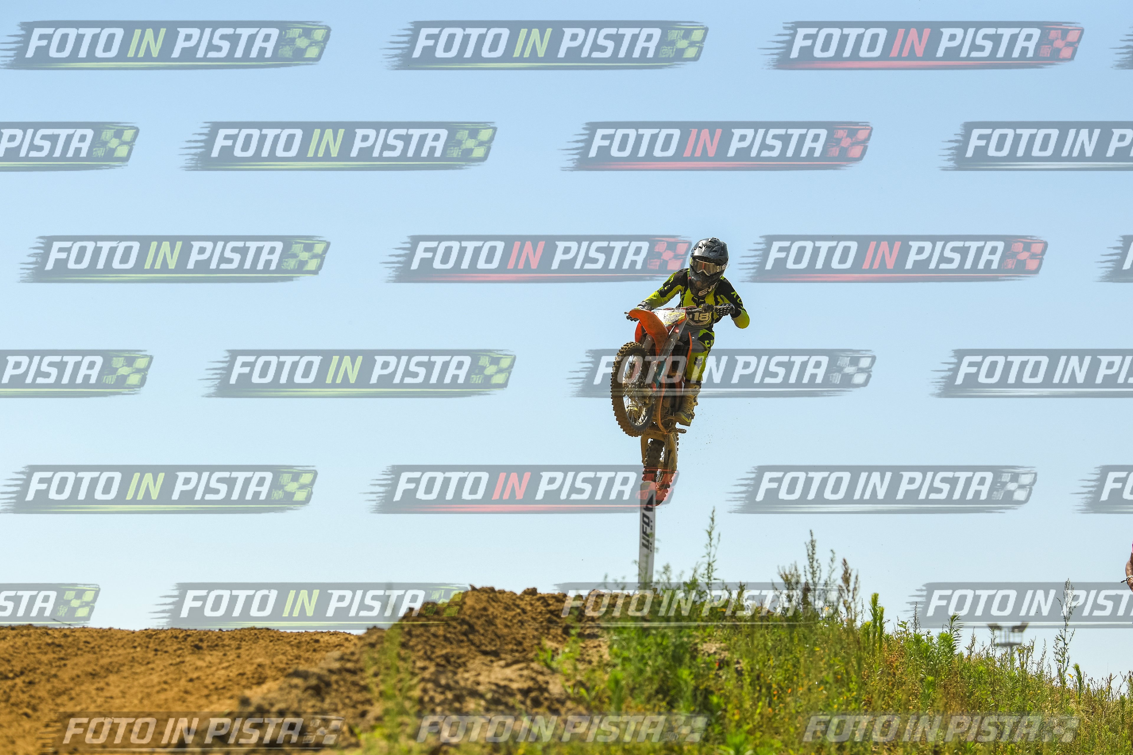 Foto GARAFMI2106261PROVA85CC numero 664